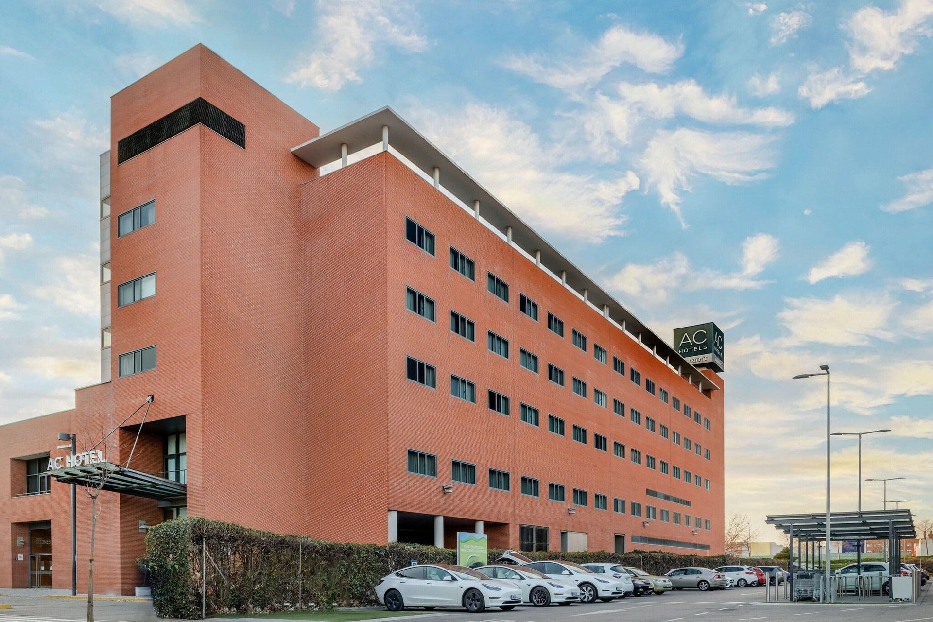 Ac Hotel Alcala De Henares By Marriott