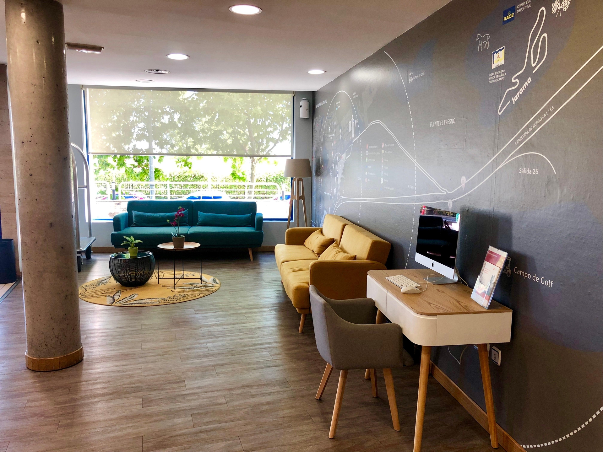 Foto de Holiday Inn Express MADRID-SAN SEBASTIAN D/L REYES
