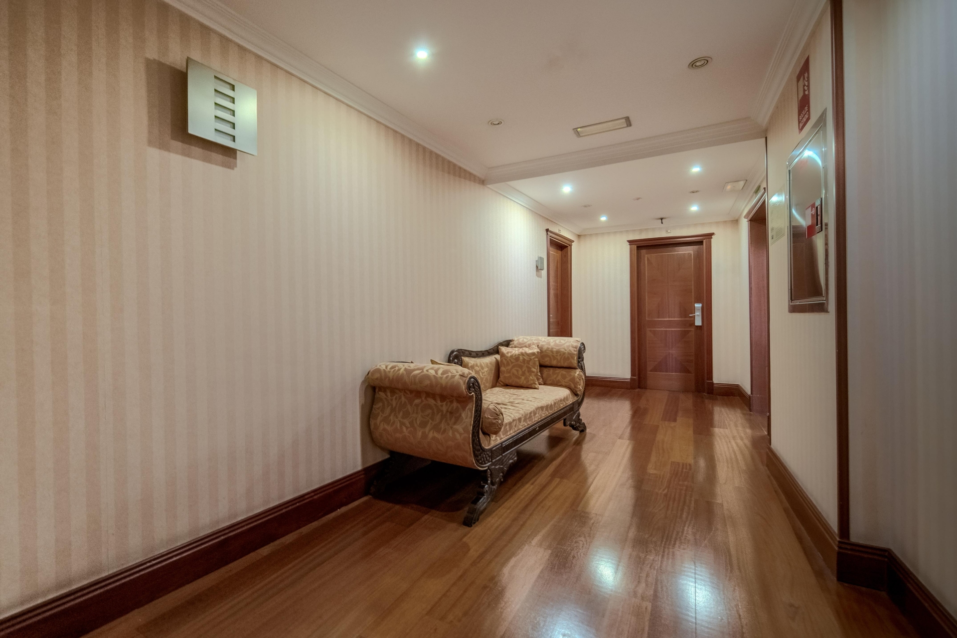 Foto de ITC Infantas by Soho Boutique