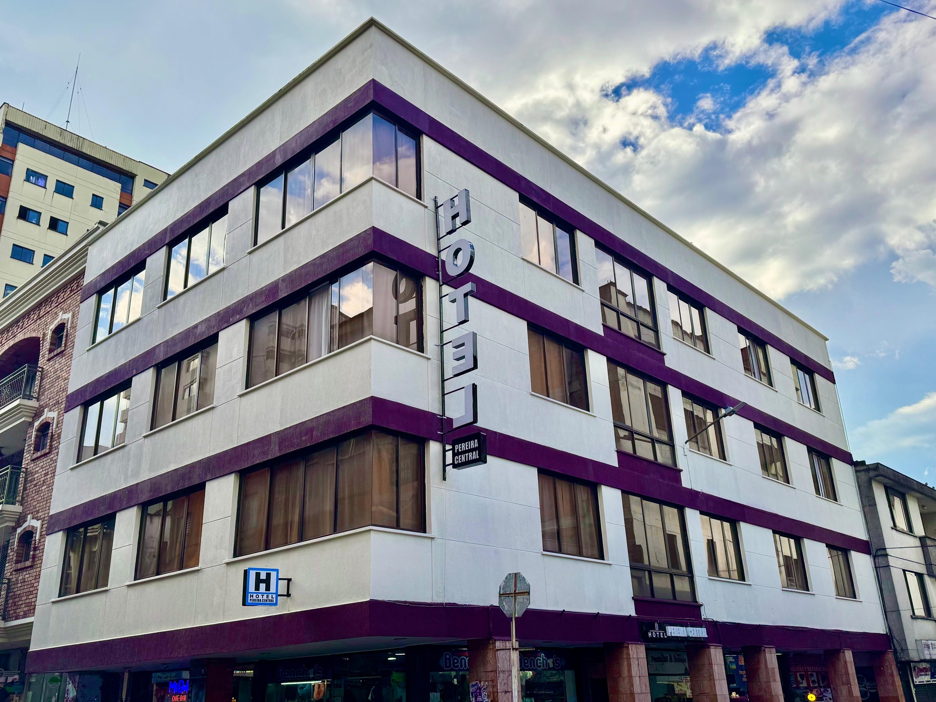 Hotel Pereira Central