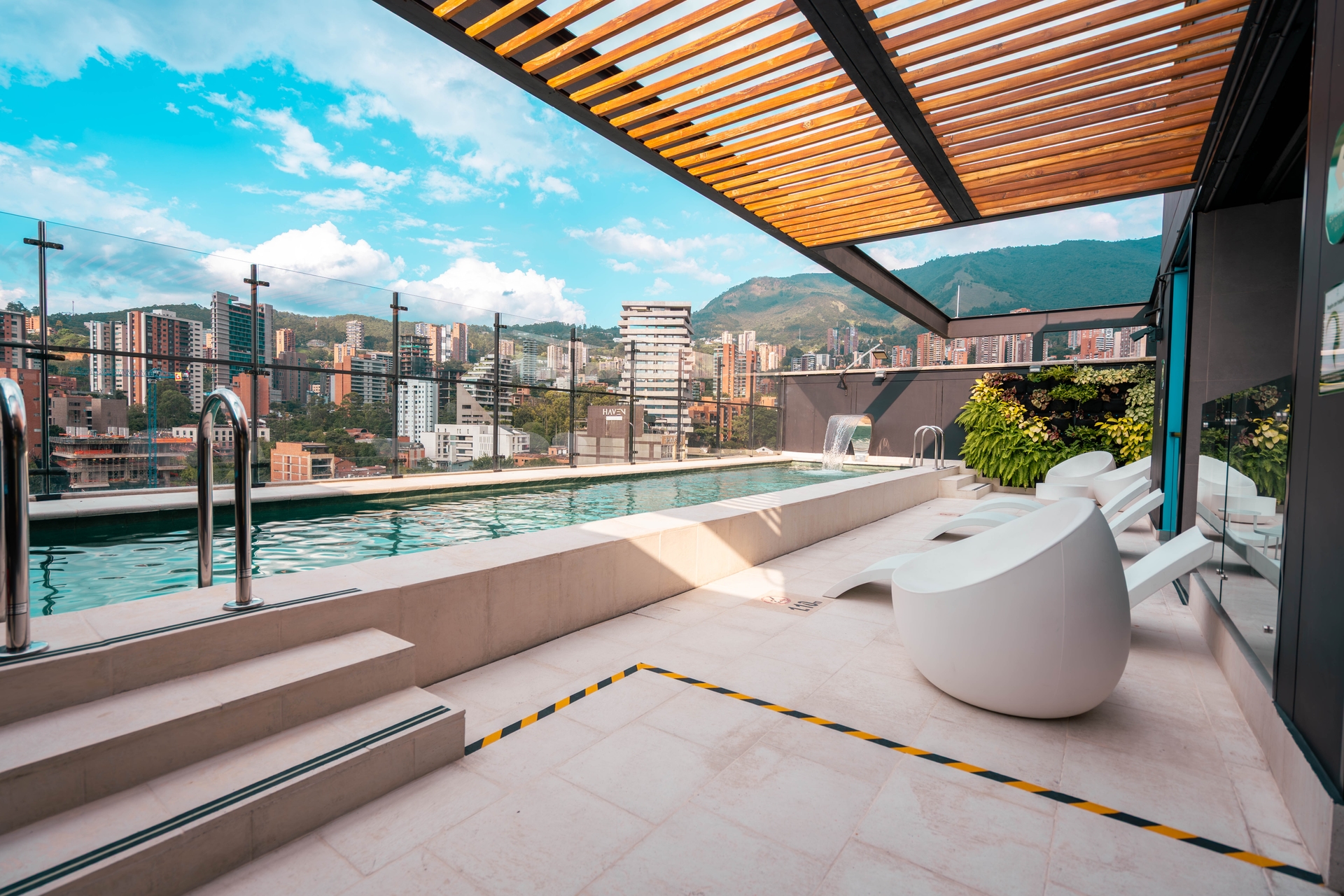 Foto de HOTEL CALLE FLORA BY JALO