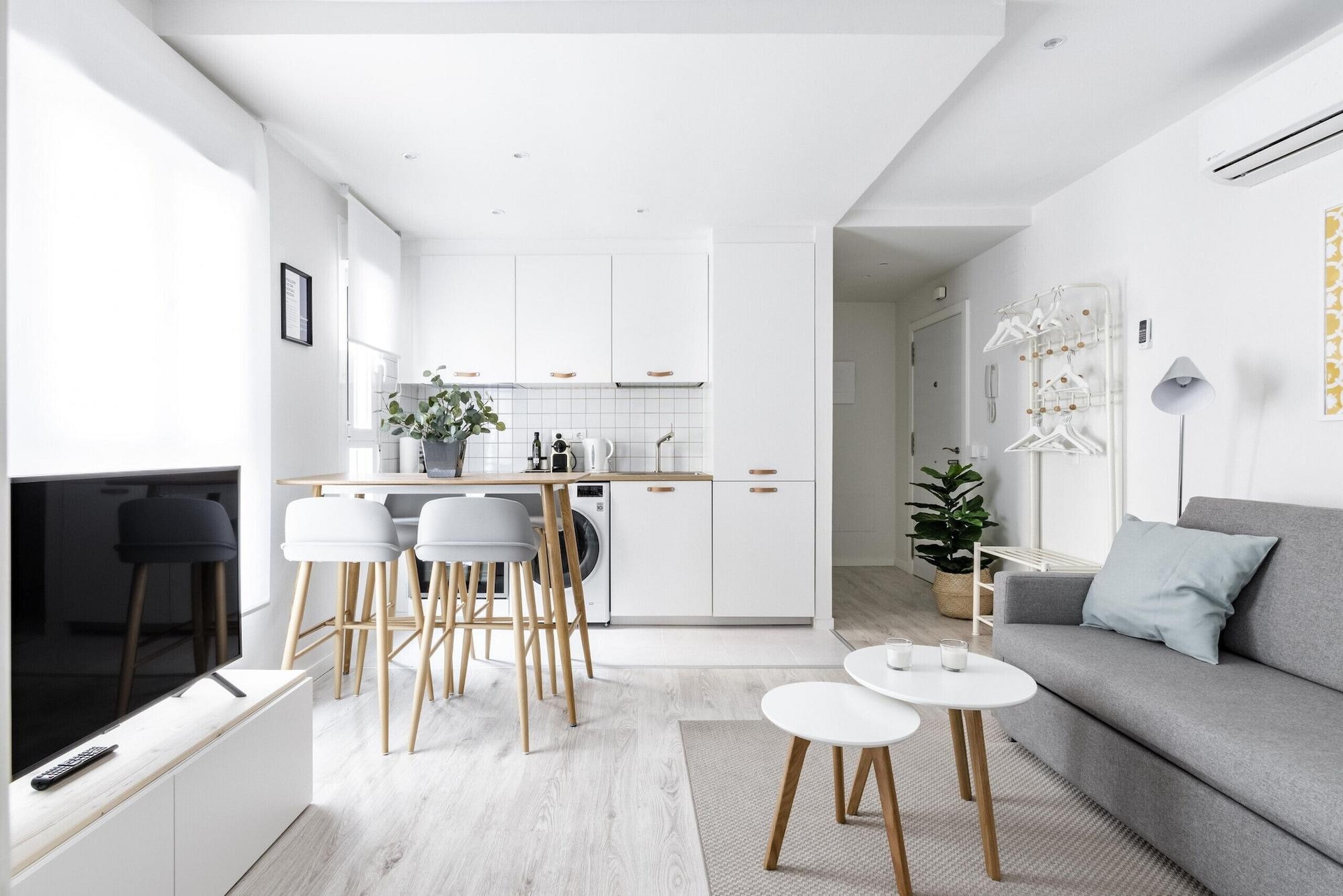 Mad Apartments By Olala Homes