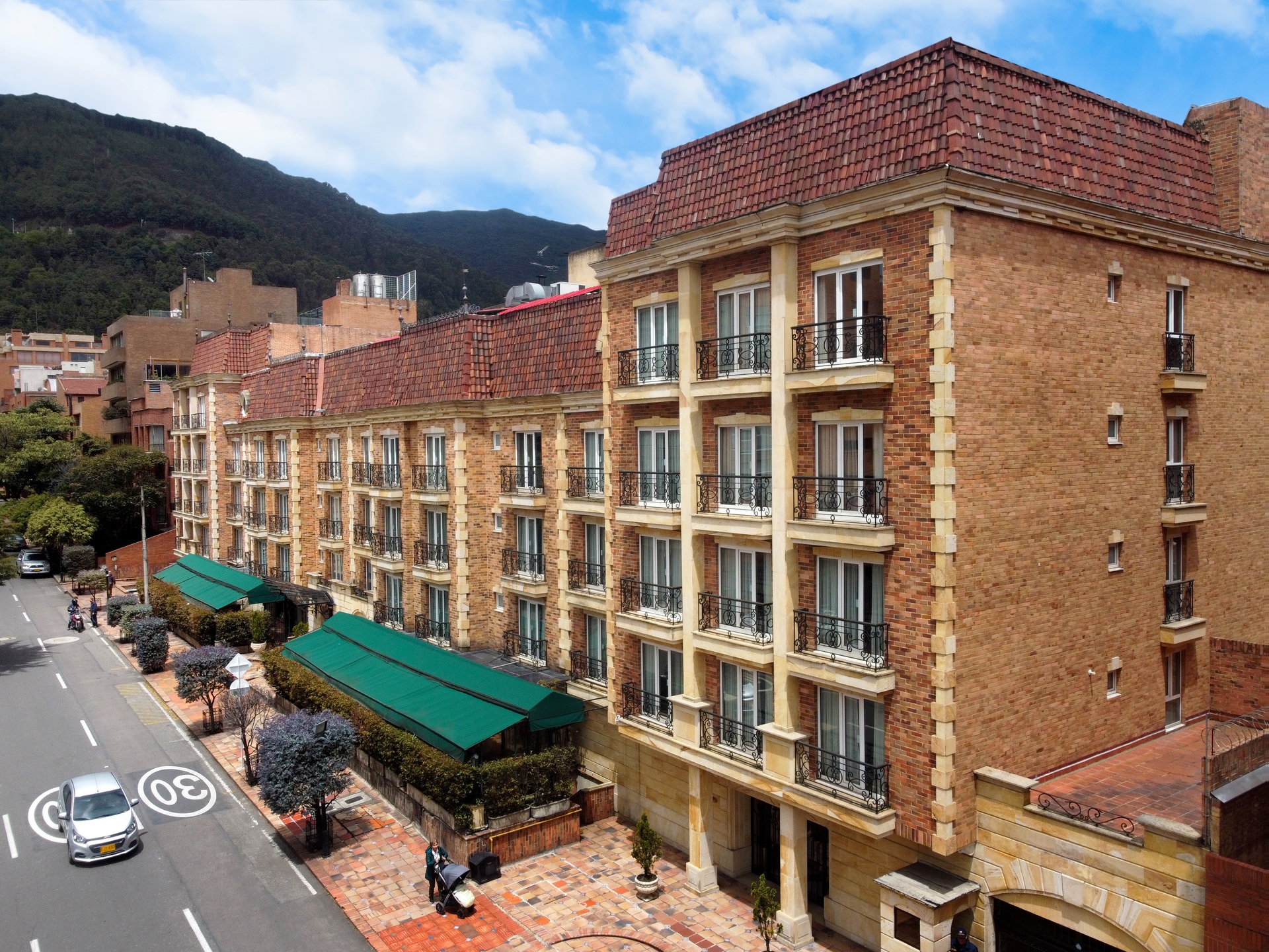 Foto de Windsor House INN BY GEH SUITES