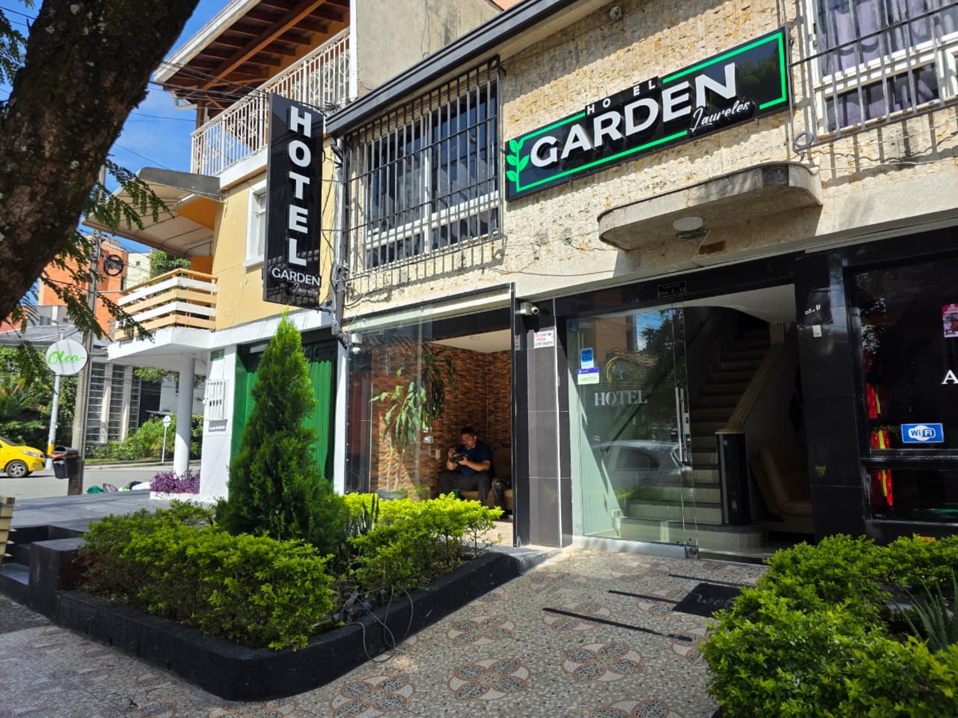 Hotel Garden Laureles
