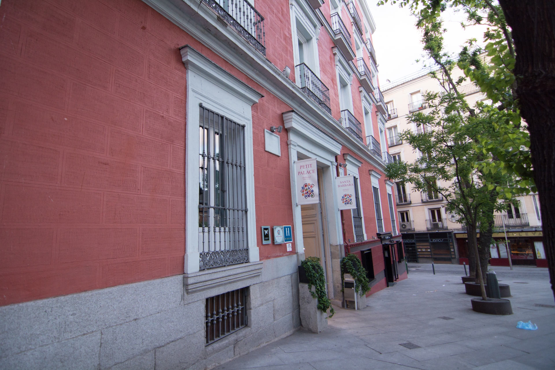 Foto de Petit Palace Santa Barbara