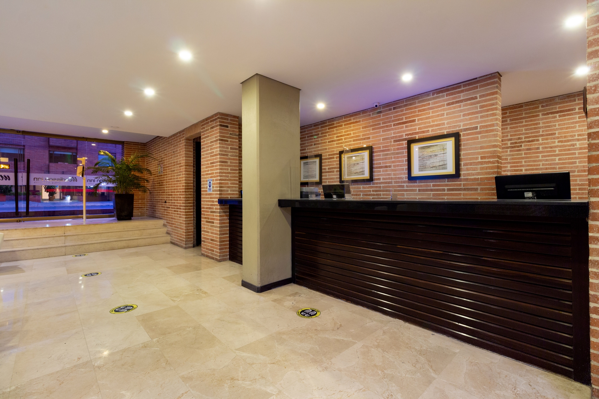 Foto de Hotel Madisson Inn Luxury By Geh Suites