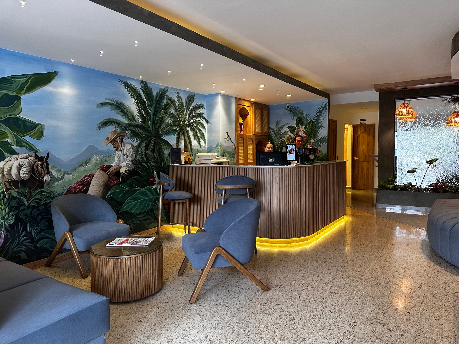 Foto de Hotel Aparta Suite Torre Poblado