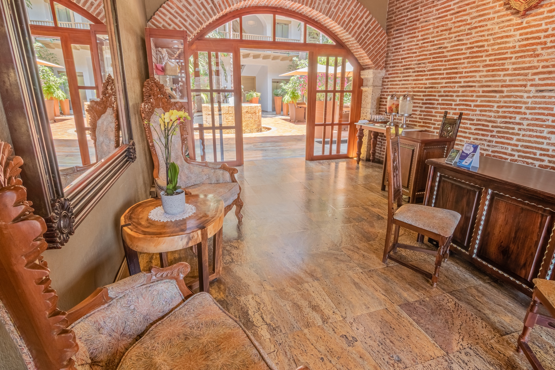 Foto de ARMERIA REAL HOTEL BY FARANDA BOUTIQUE