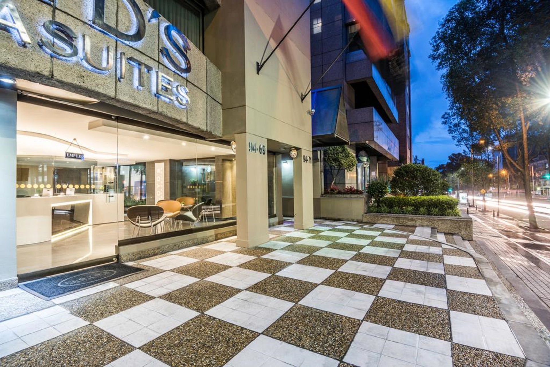 Foto de Lloyds Apartsuites Parque 93