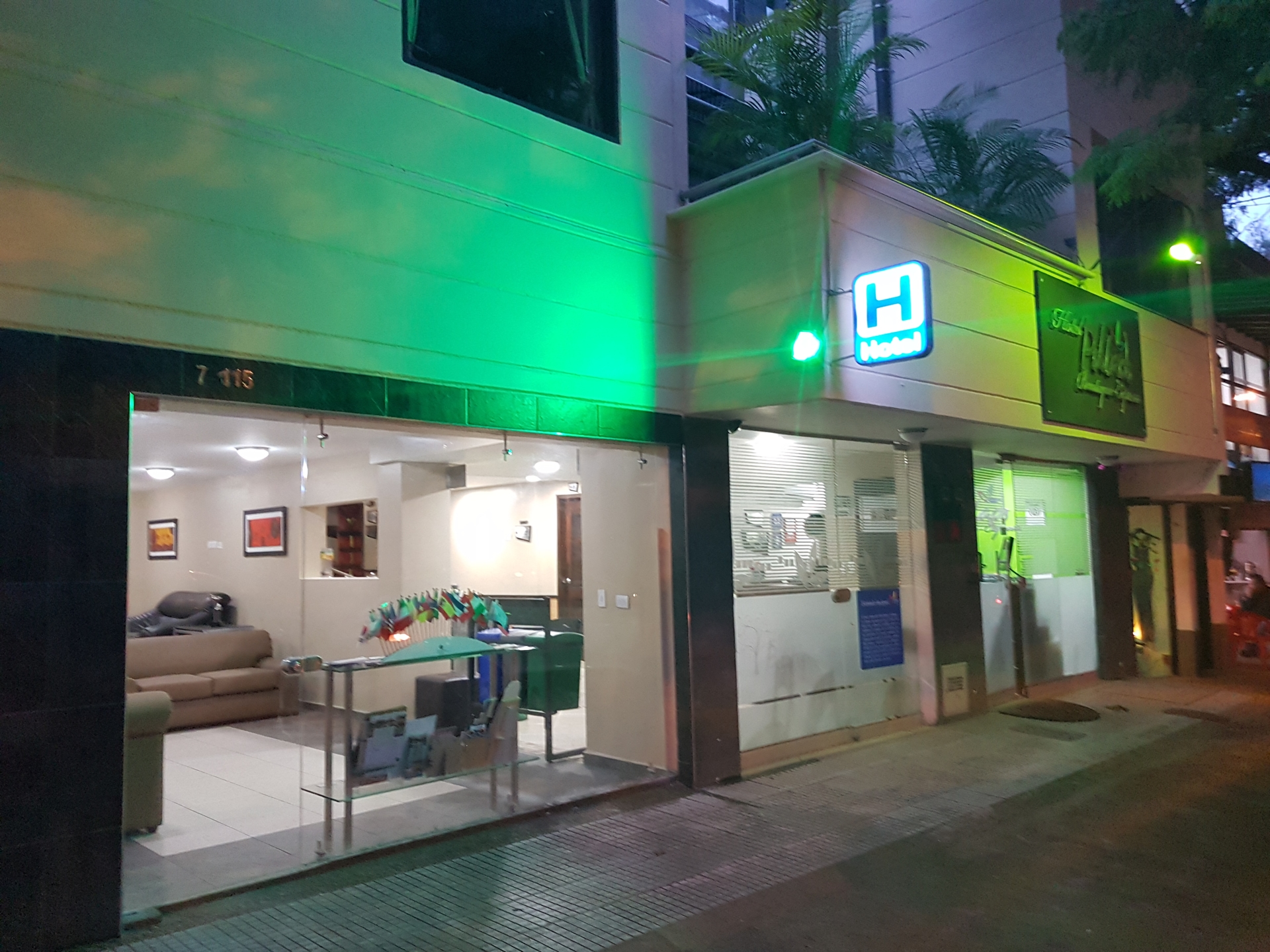 Poblado Boutique
