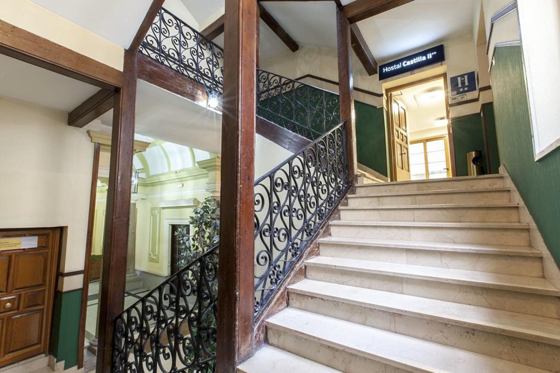 Foto de Hostal Castilla Ii - Puerta Del Sol