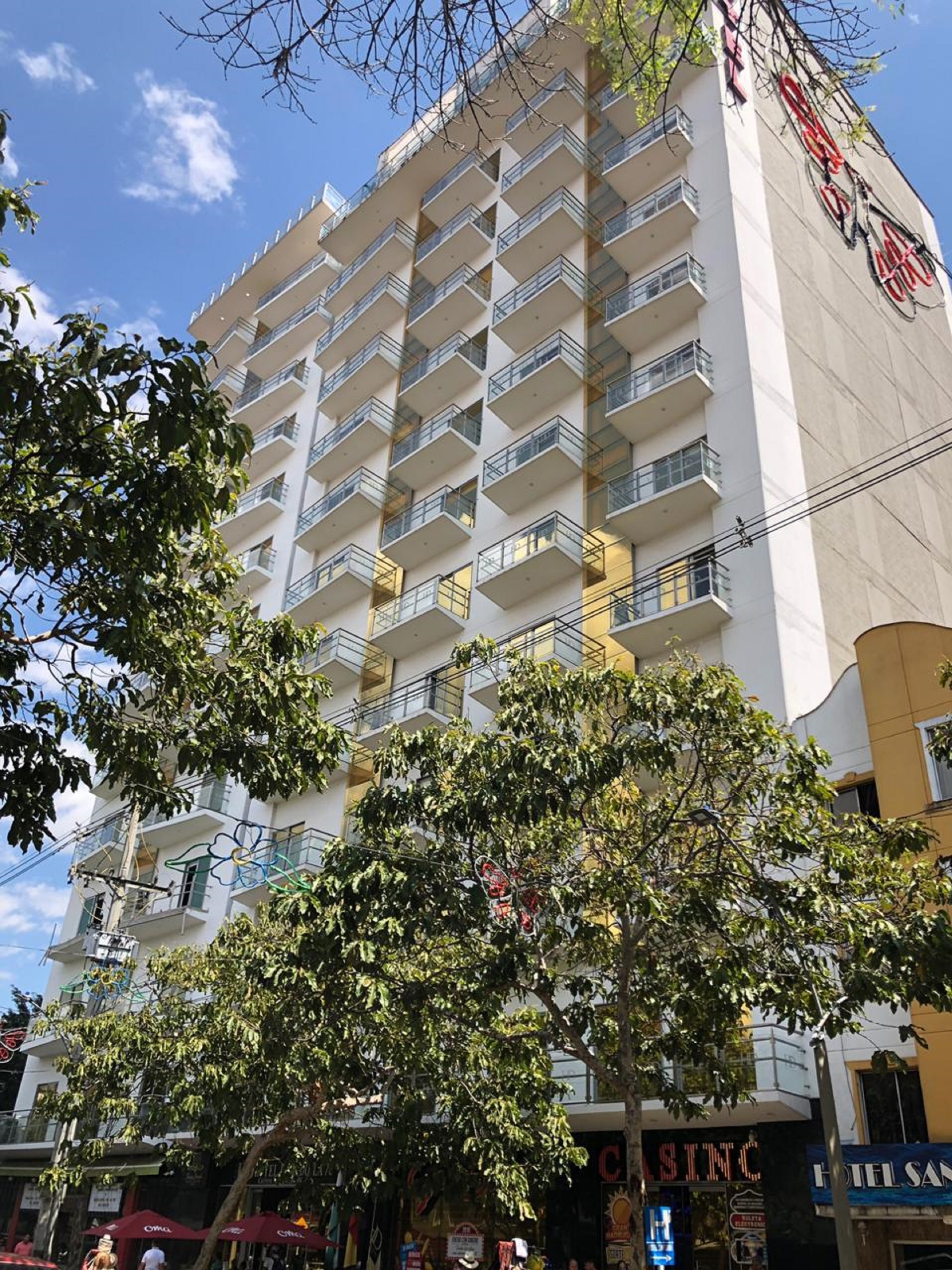 Foto de Dorado la 70