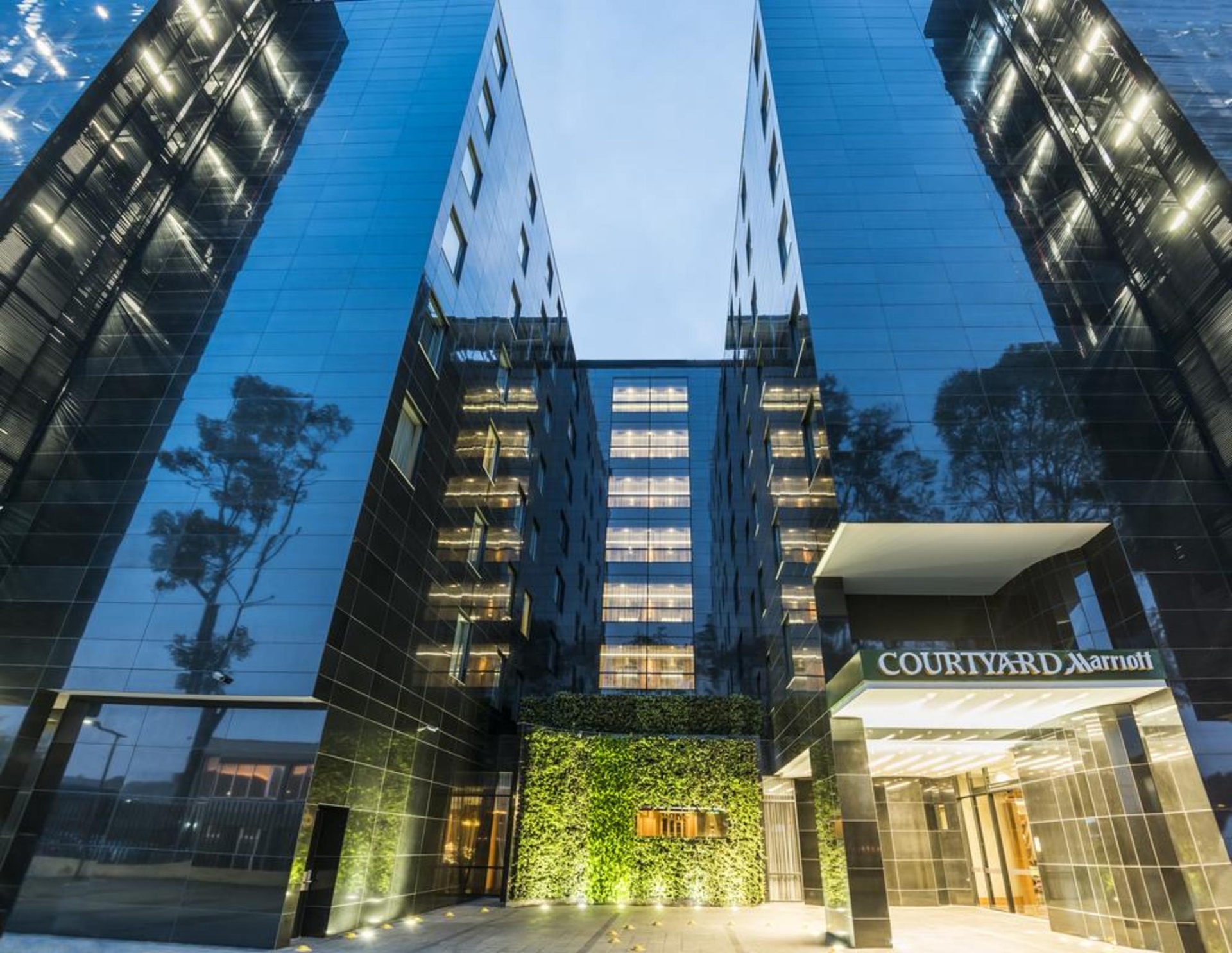 Foto de Courtyard by Marriott Bogota Airport
