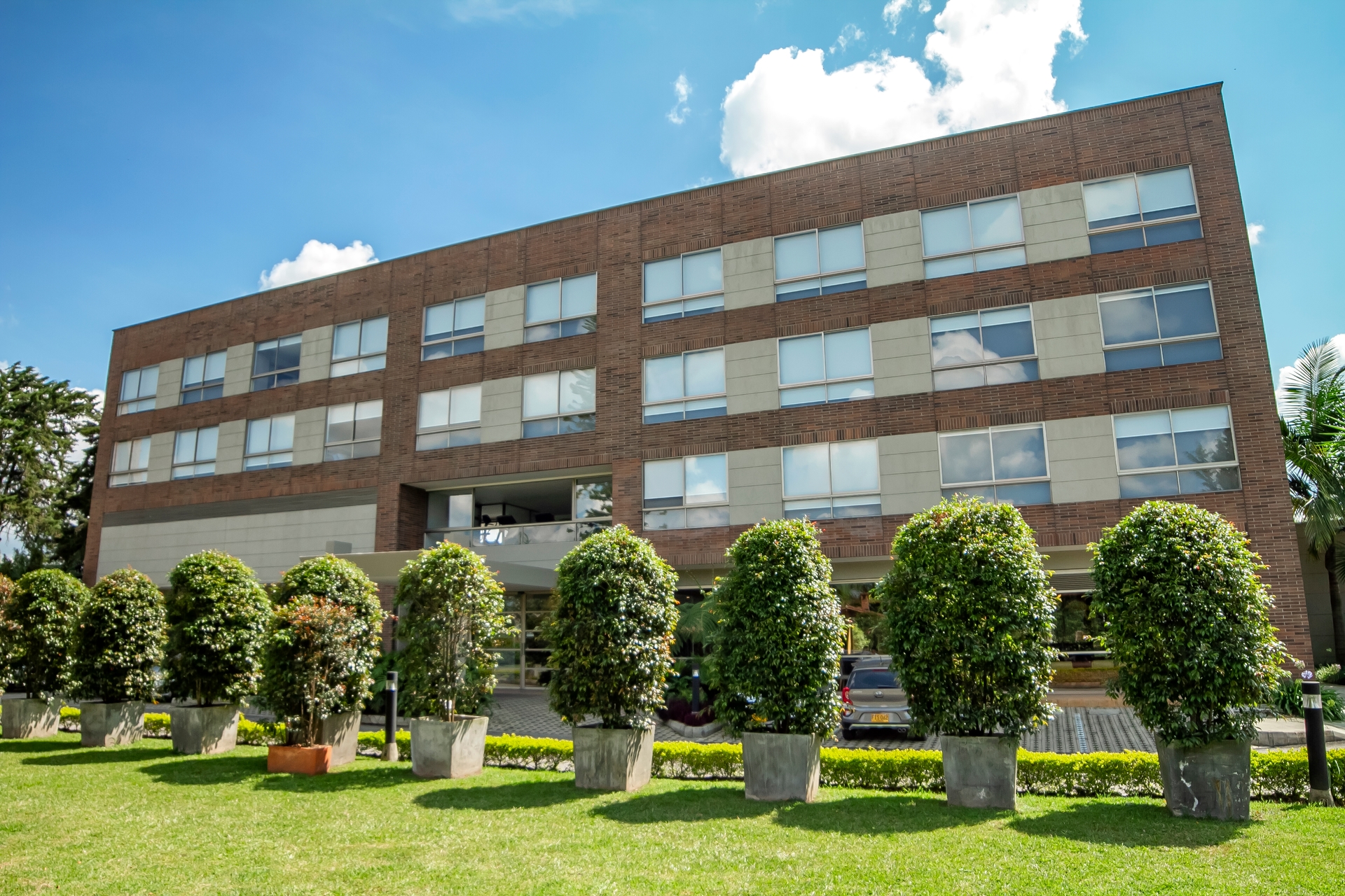 MG Hotels & Suites