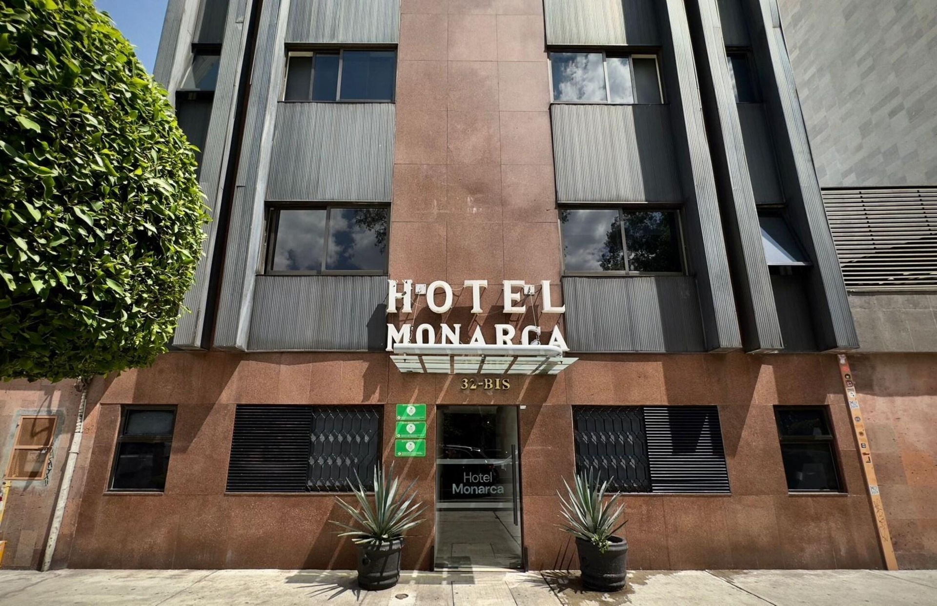 Foto de Capital O 109 Hotel Monarca