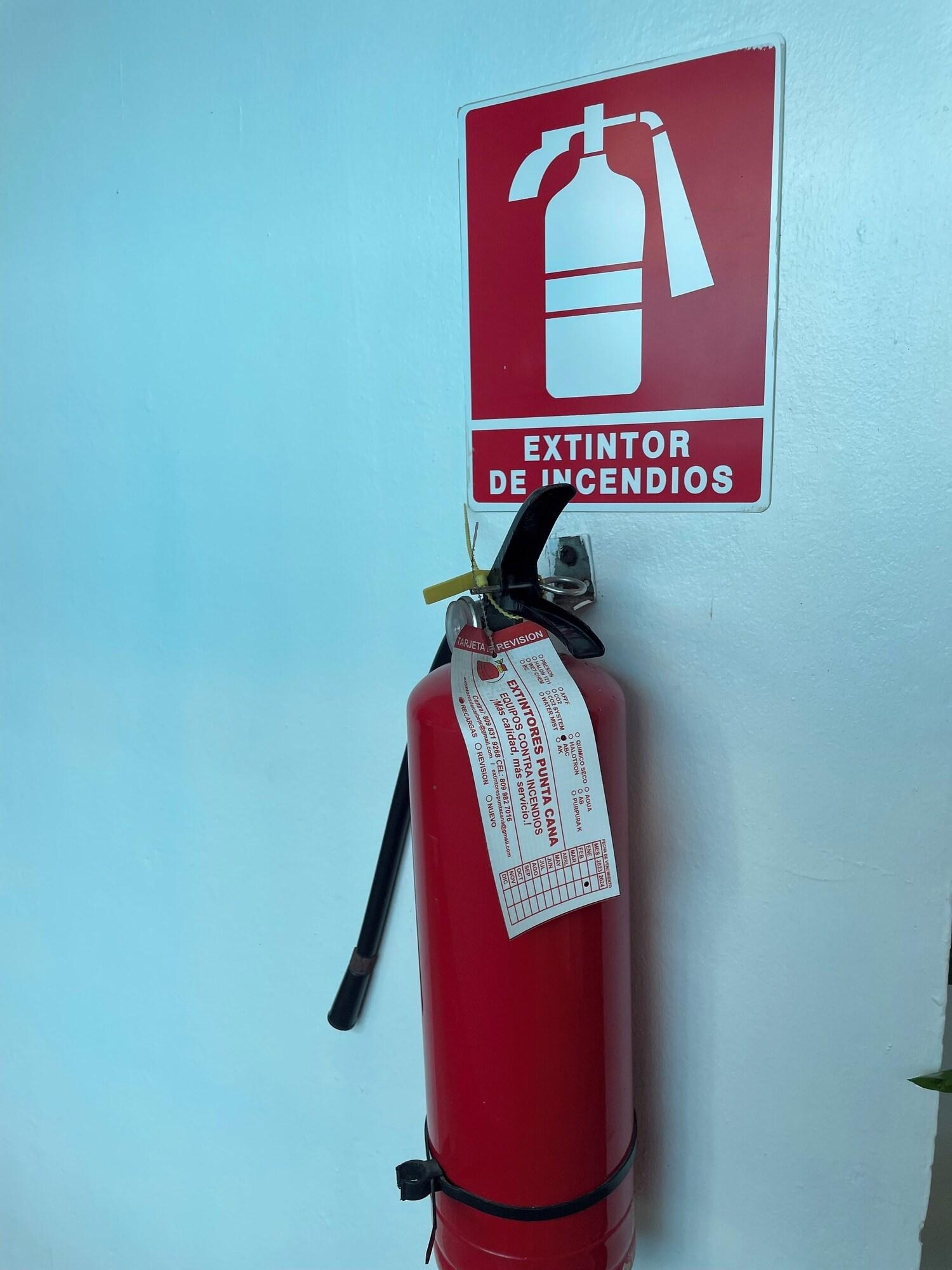 Foto de Karimar Beach Condo Hotel