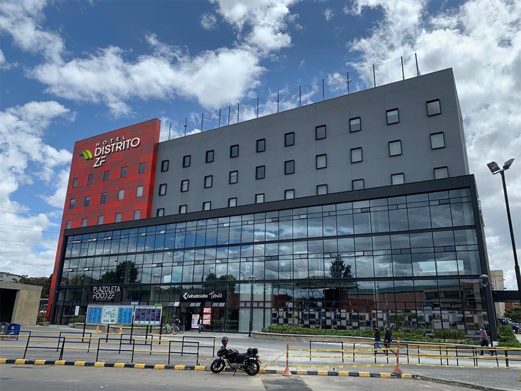 Hotel Distrito ZF