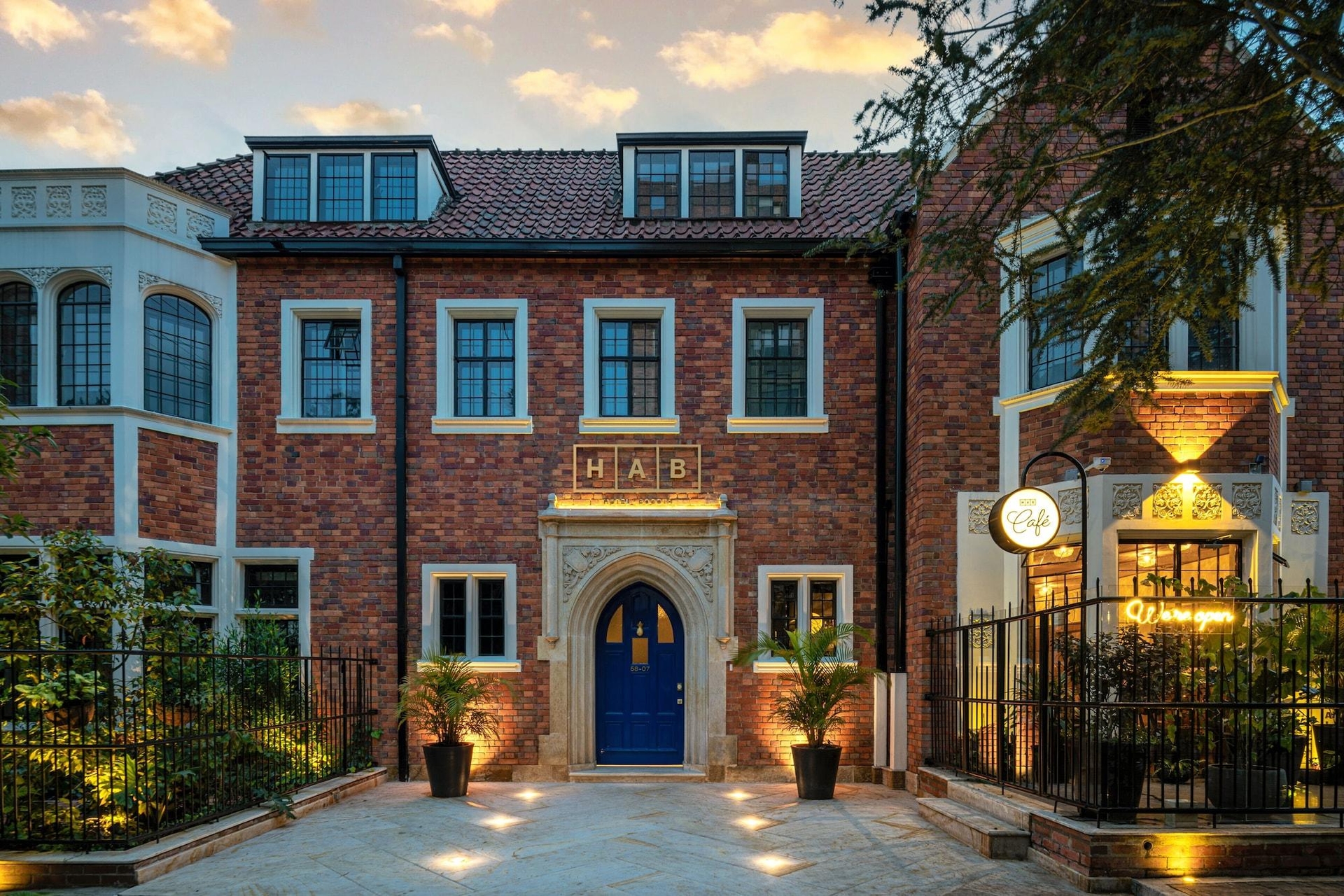 Hab Hotel