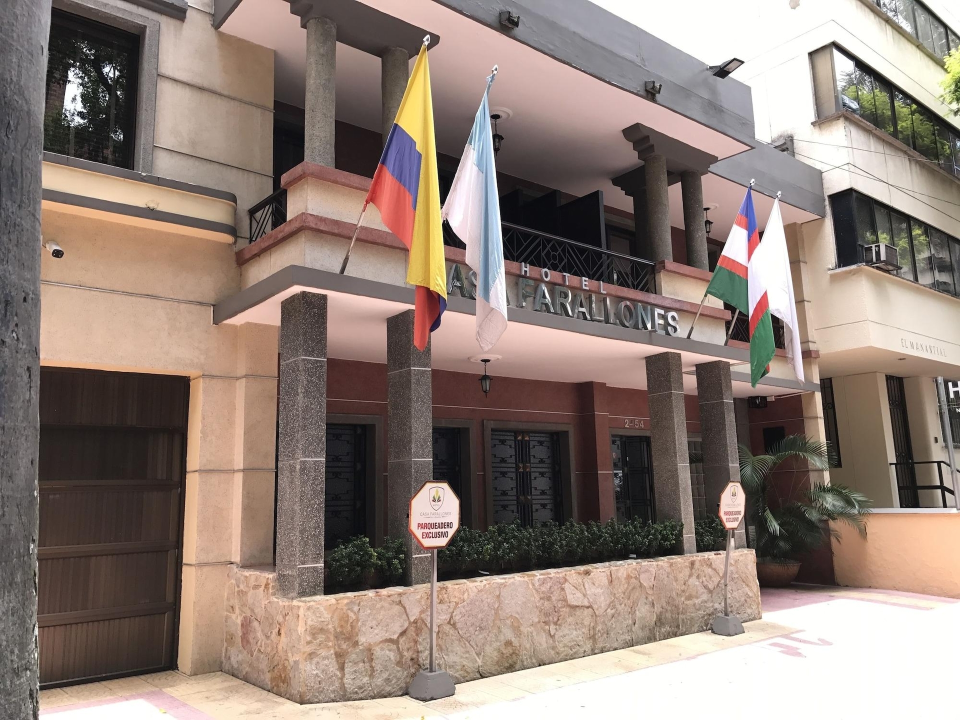 Hotel Casa Farallones
