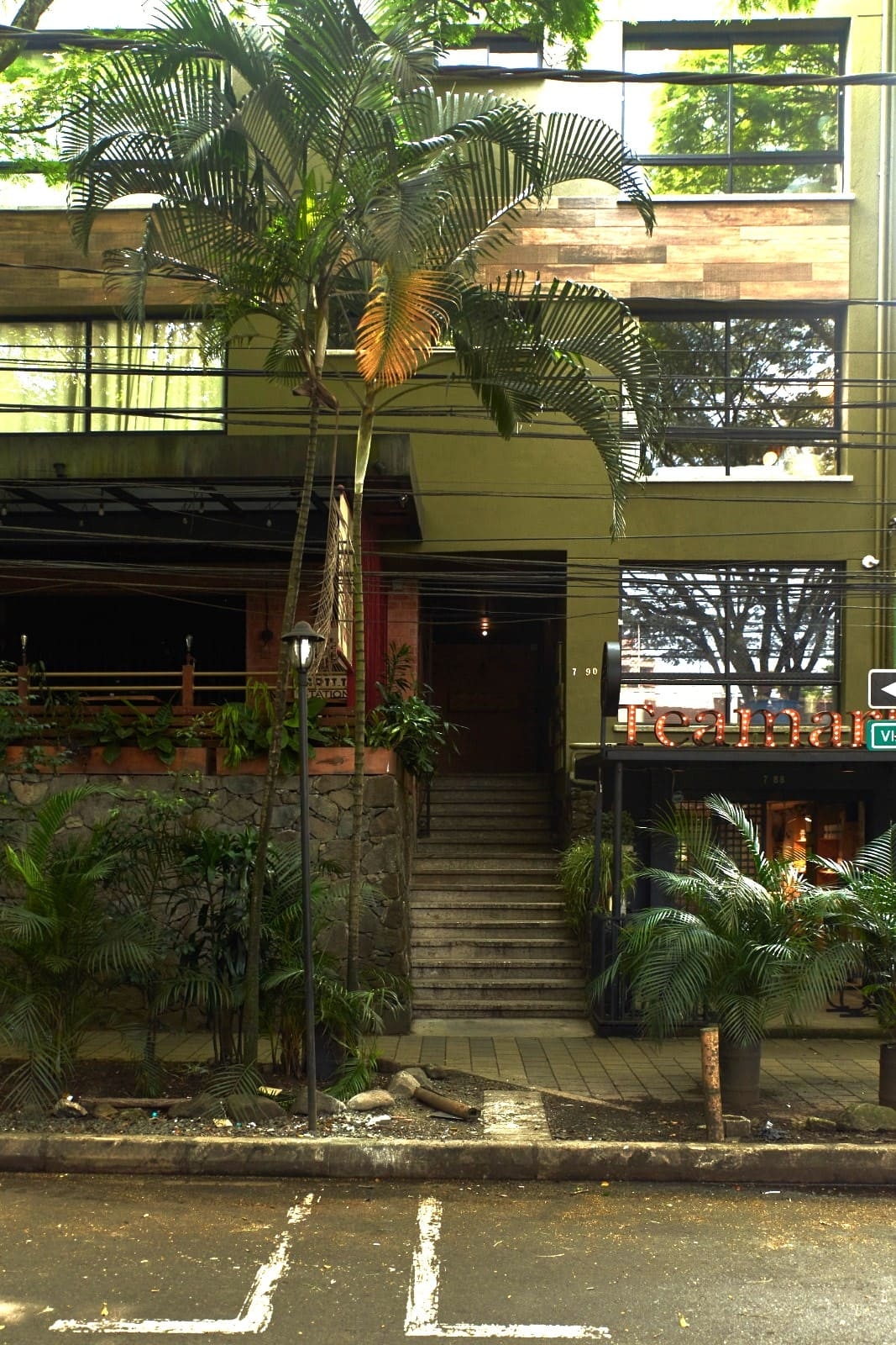 The Somos Flats Provenza