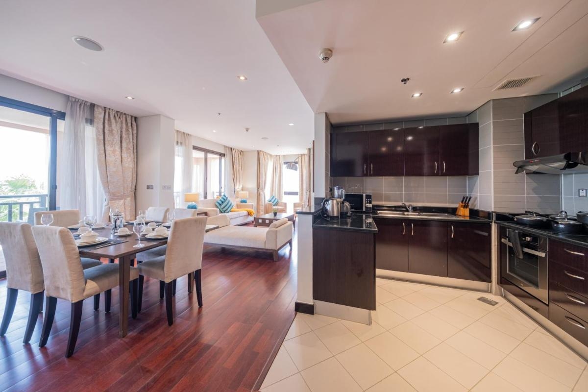 Luxe Getaways Royal Amwaj Palm Jumeirah Resort Apartment Holiday Home