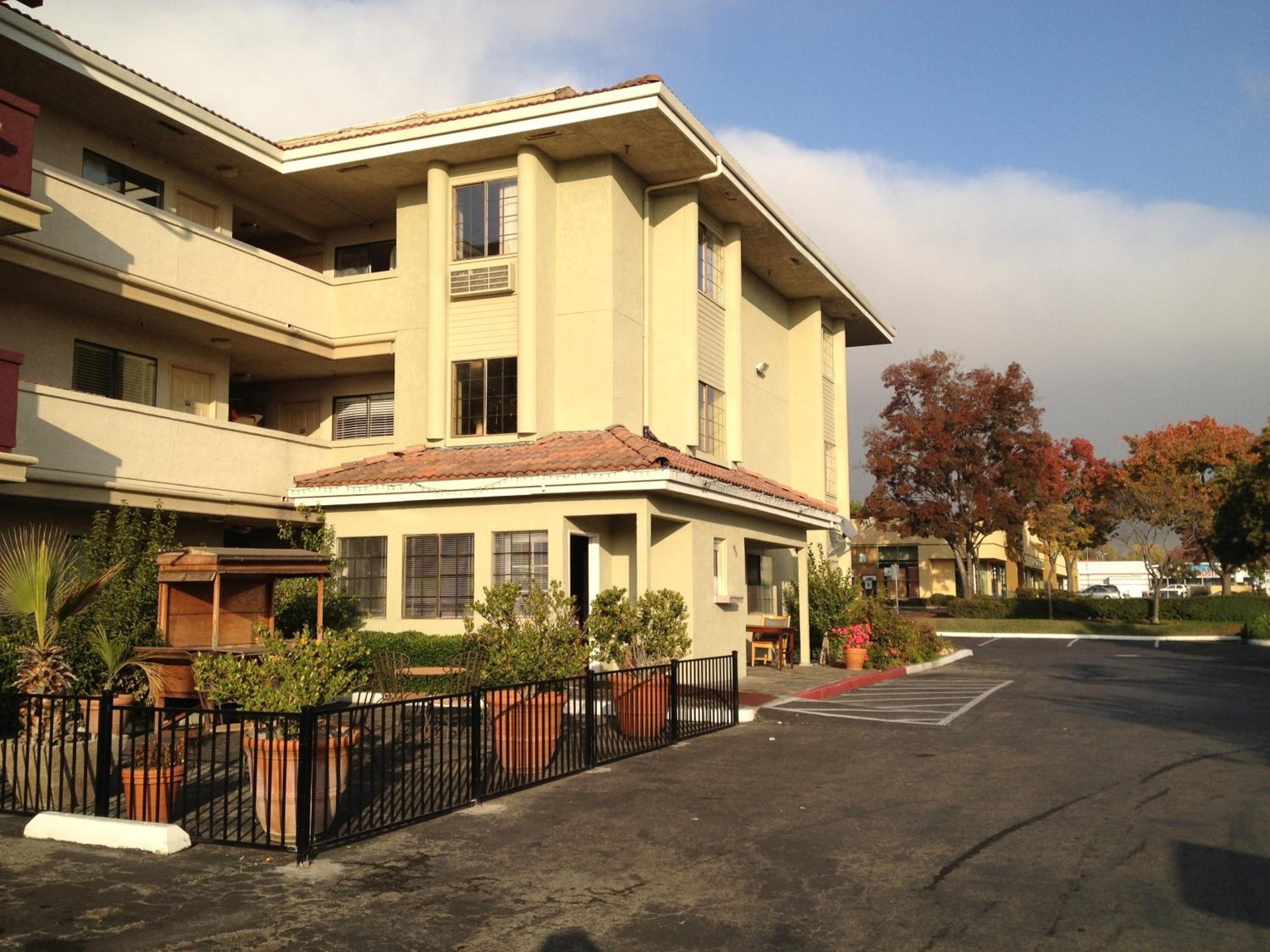 Executive Inn, Milpitas