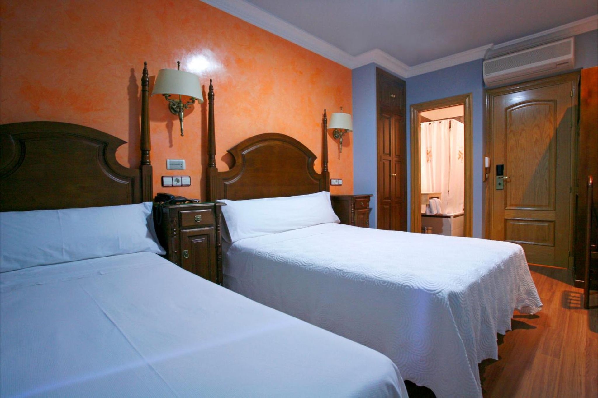 Hostal Victoria II, Madrid