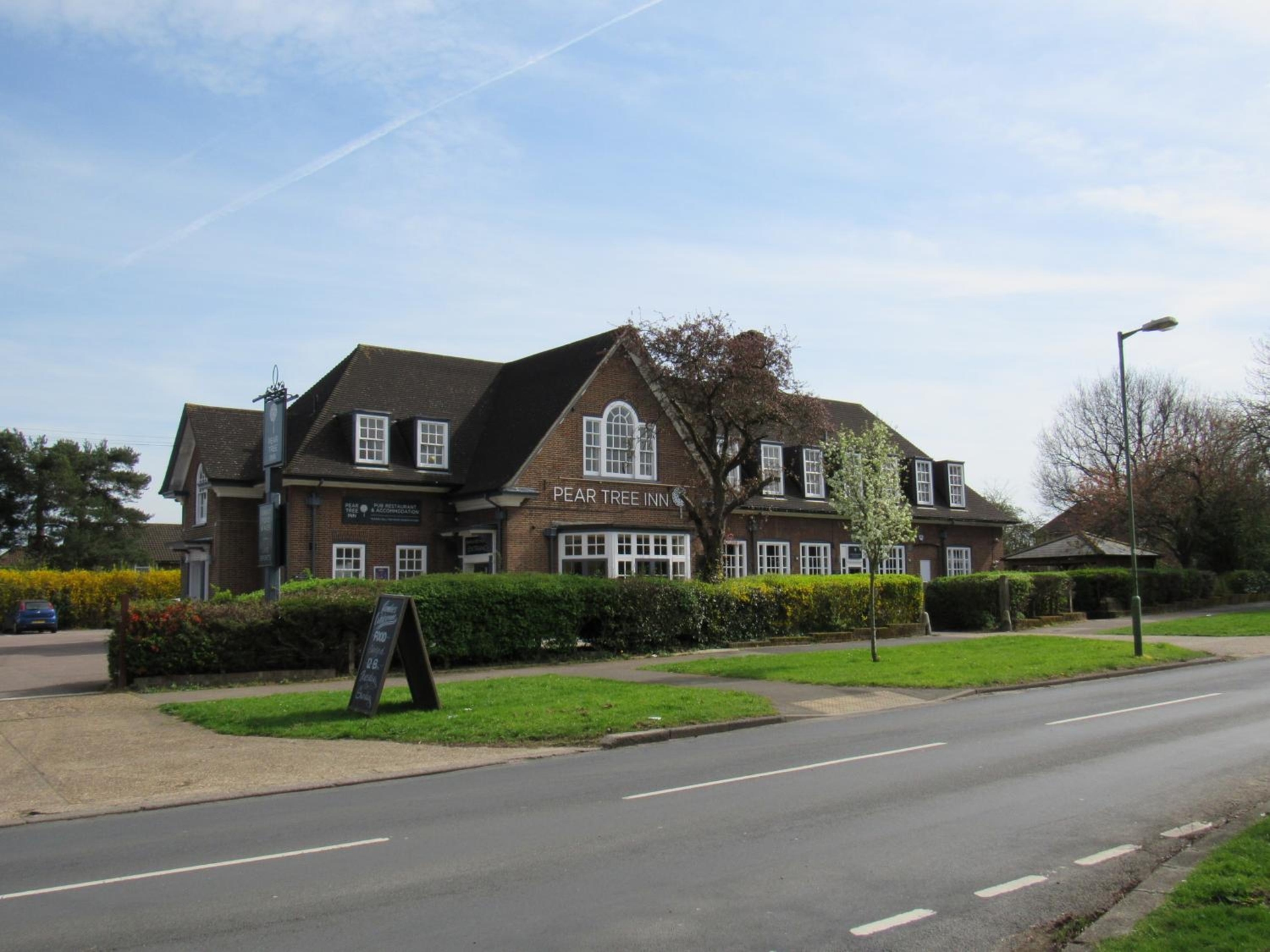 Pear Tree Inn, Welwyn Garden City
