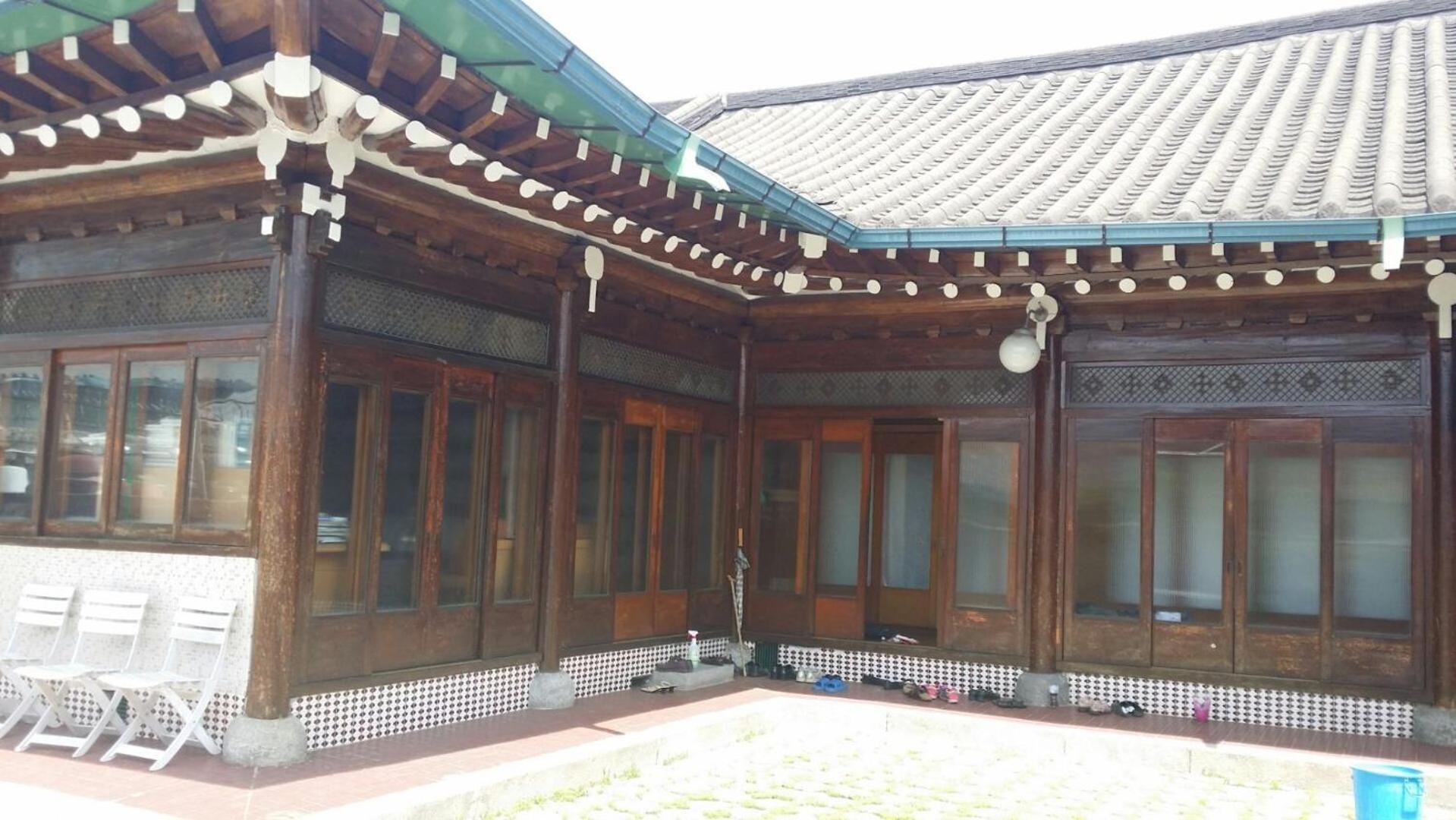 The Hanok
