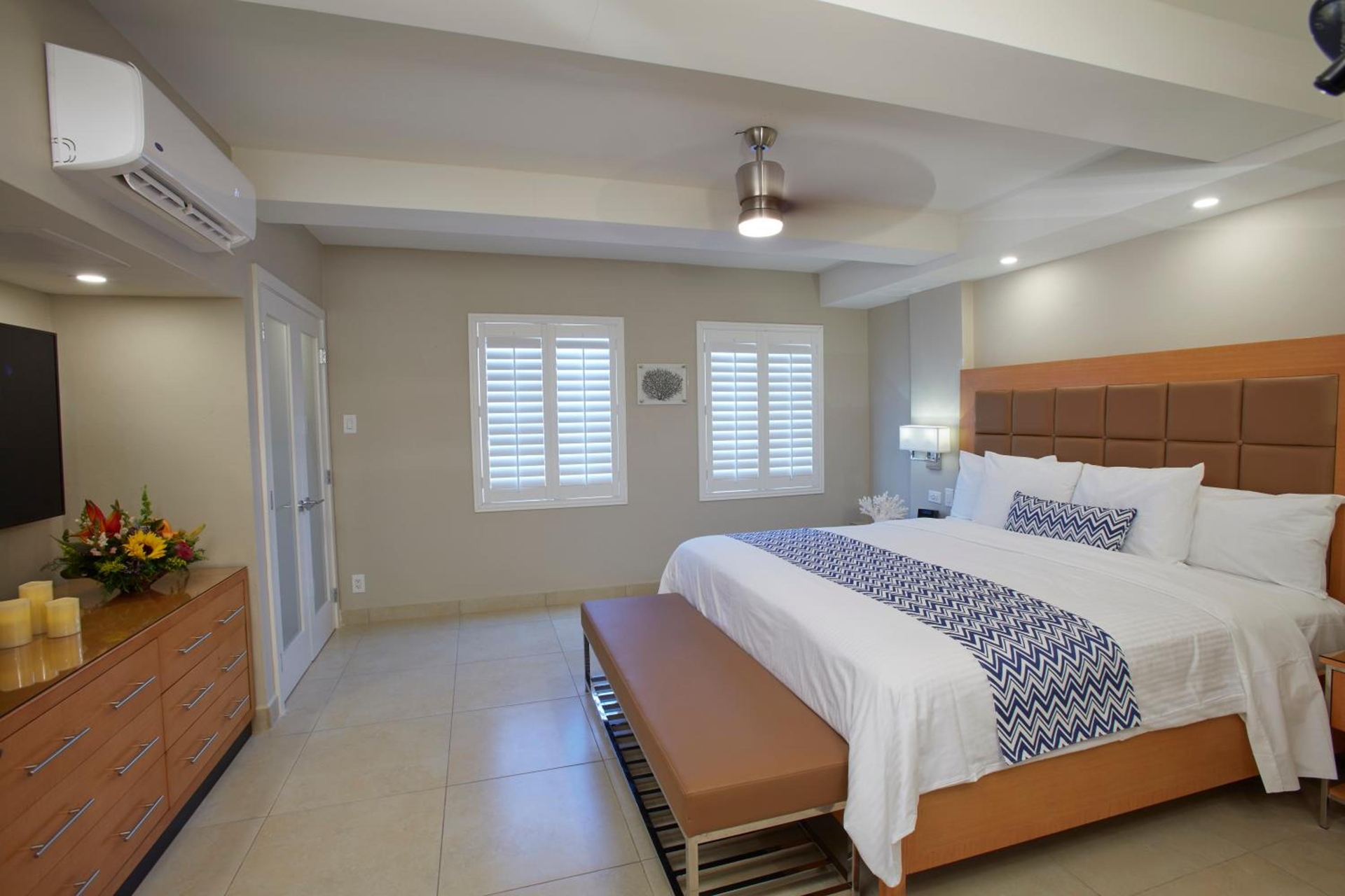 Foto de Divi Dutch Village Beach Resort