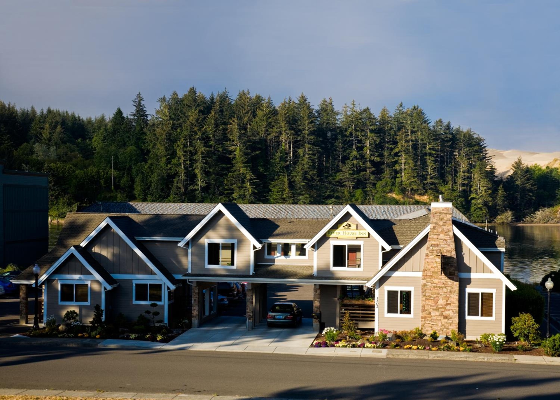 River House Inn, a Baymont by Wyndham, Florence