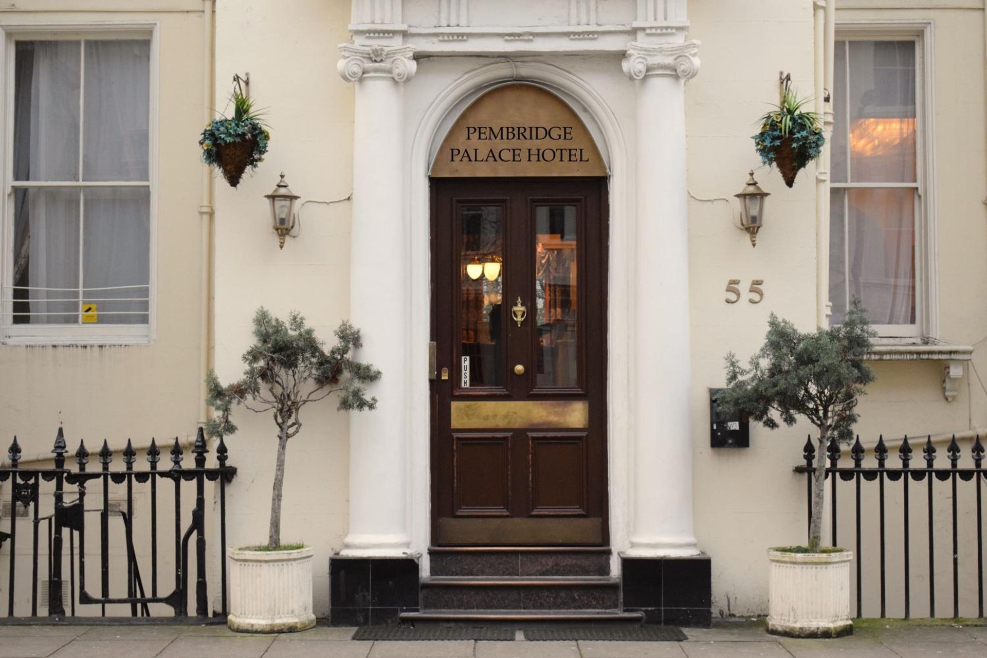Pembridge Palace Hotel, London
