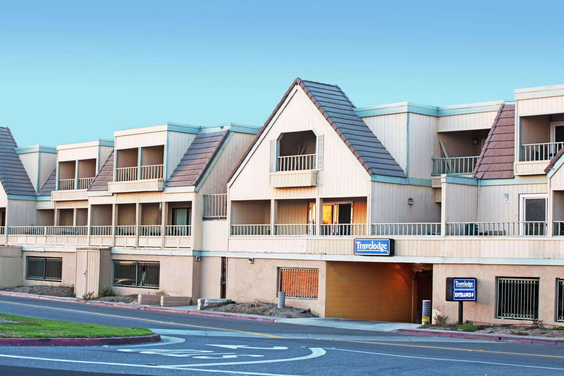 Travelodge by Wyndham Ocean Front, Sunset Beach