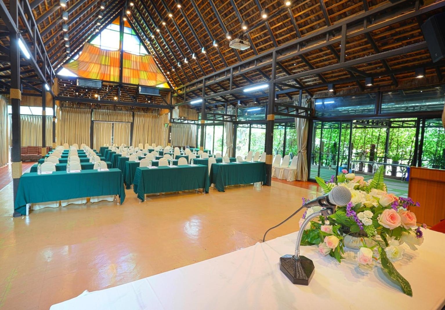 Foto de The Loft Resort Bangkok