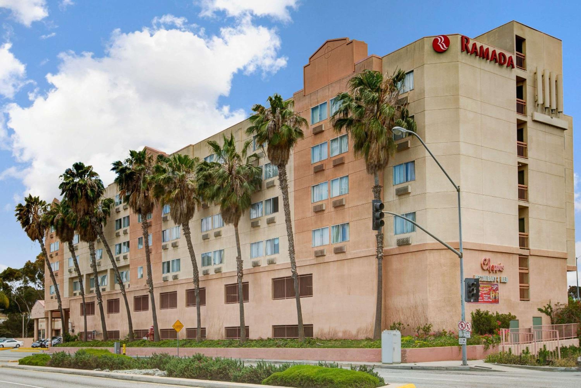 Ramada by Wyndham Hawthorne/LAX, Hawthorne