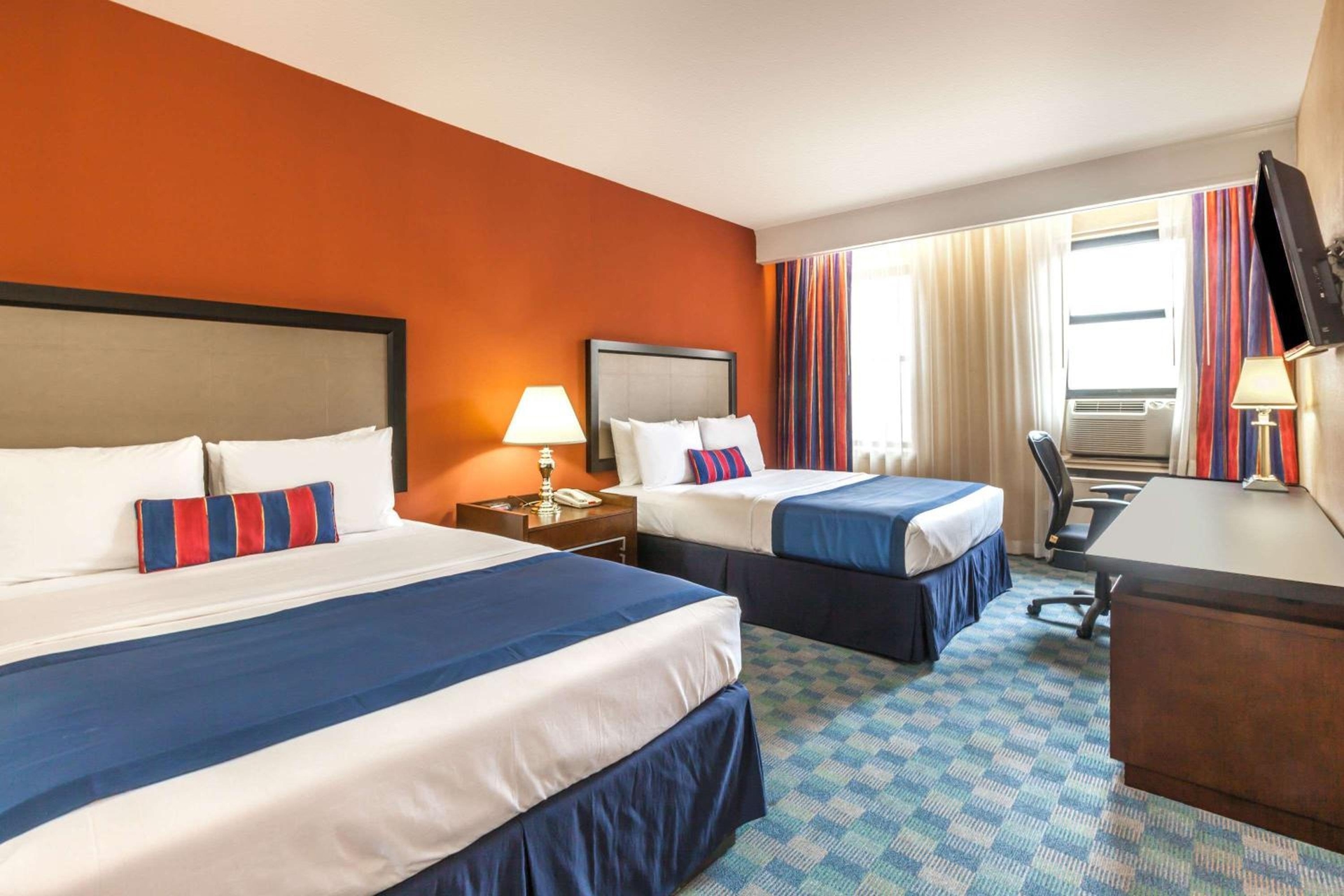 Foto de Ramada by Wyndham Jersey City