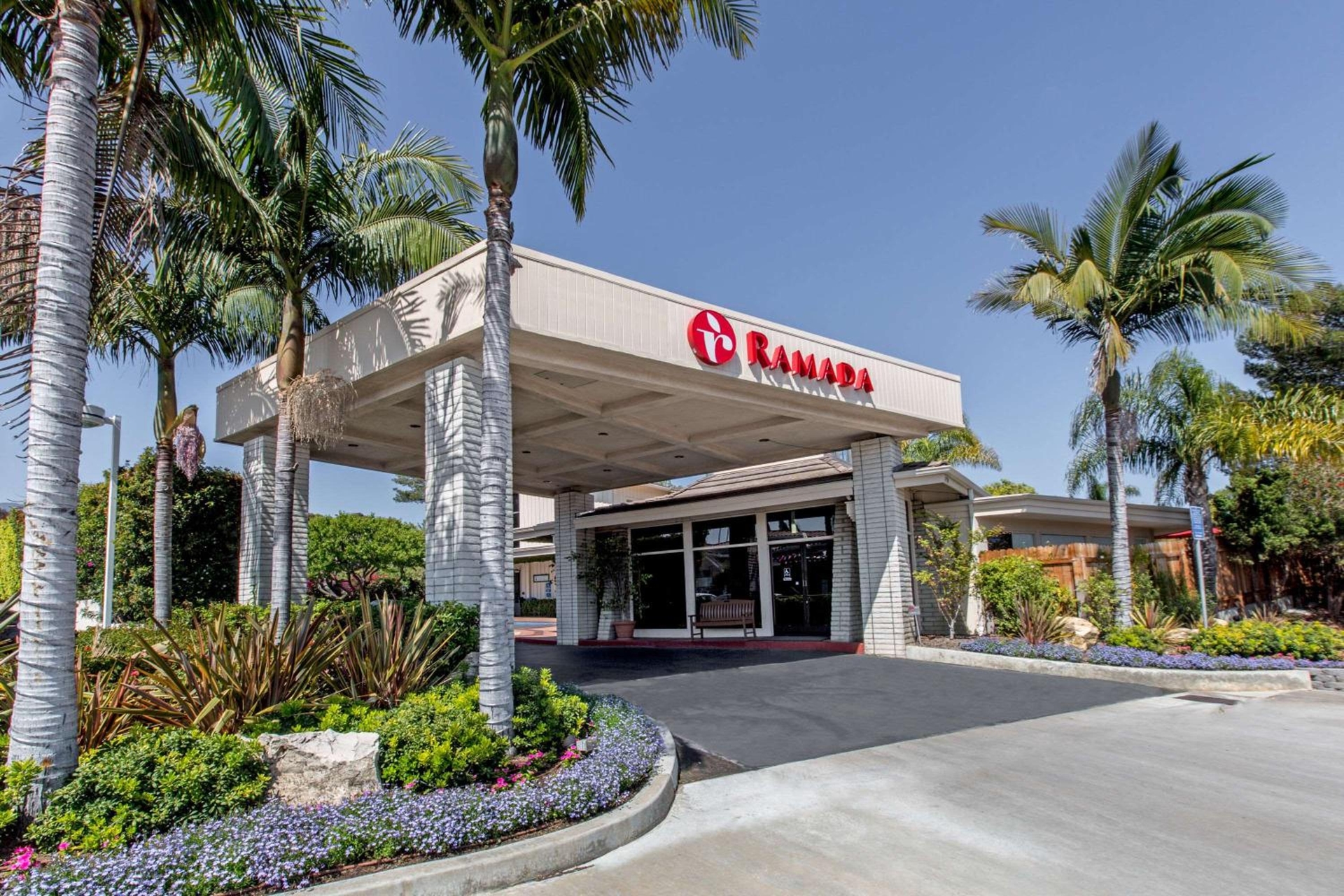 Ramada by Wyndham Santa Barbara, Santa Barbara