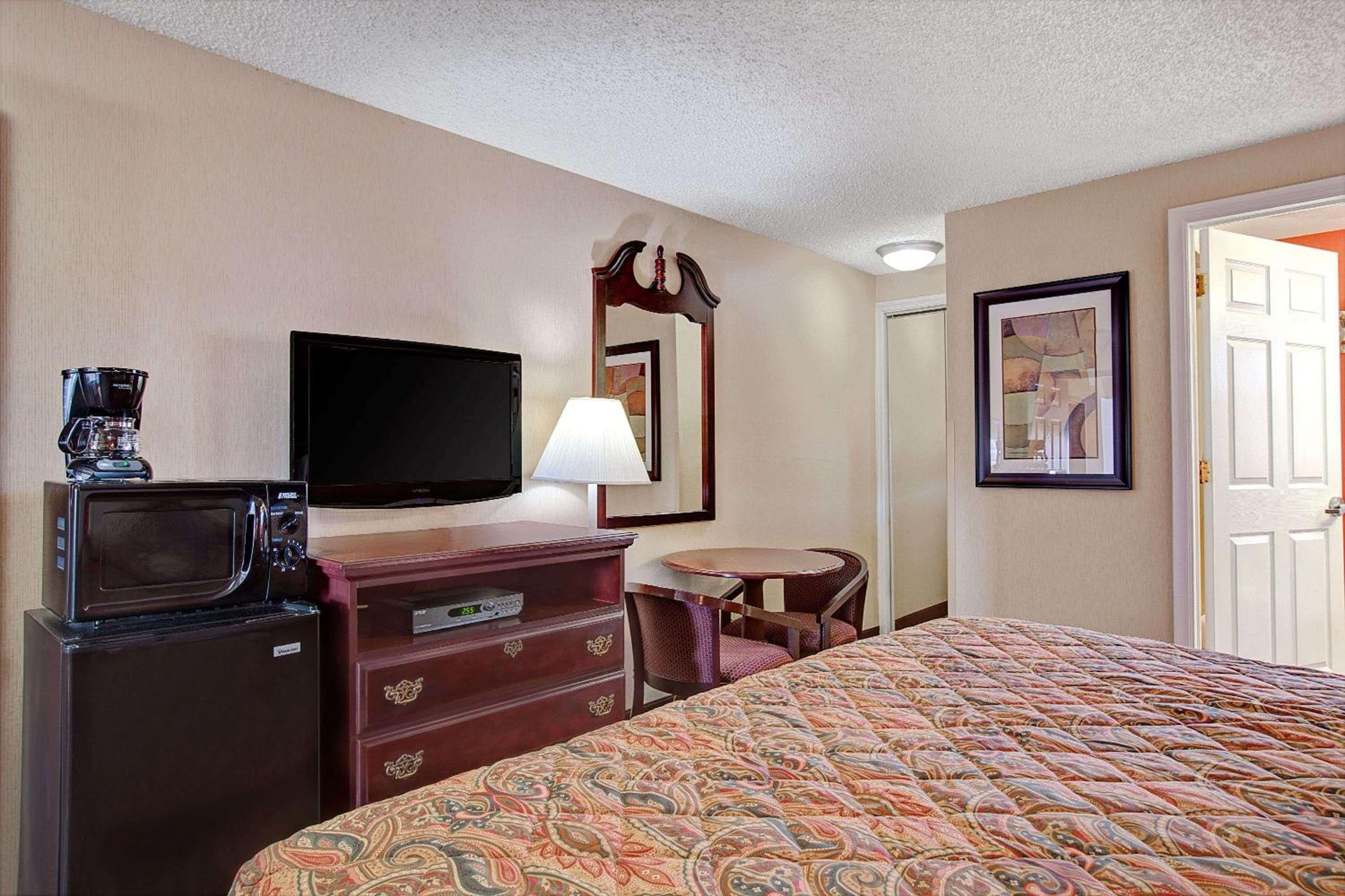 Foto de Days Inn by Wyndham Ridgefield NJ