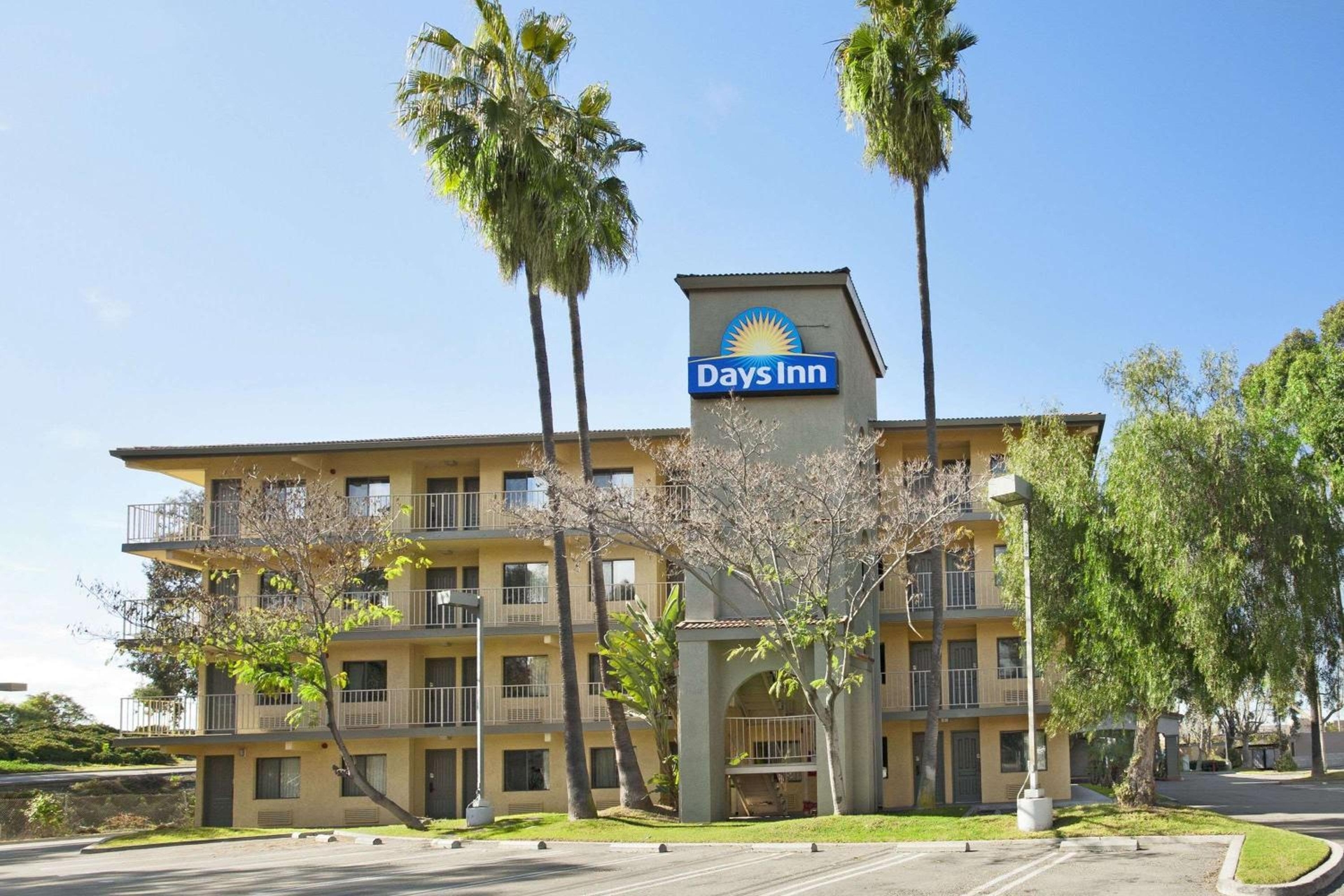 Days Inn by Wyndham Buena Park Anaheim, Buena Park