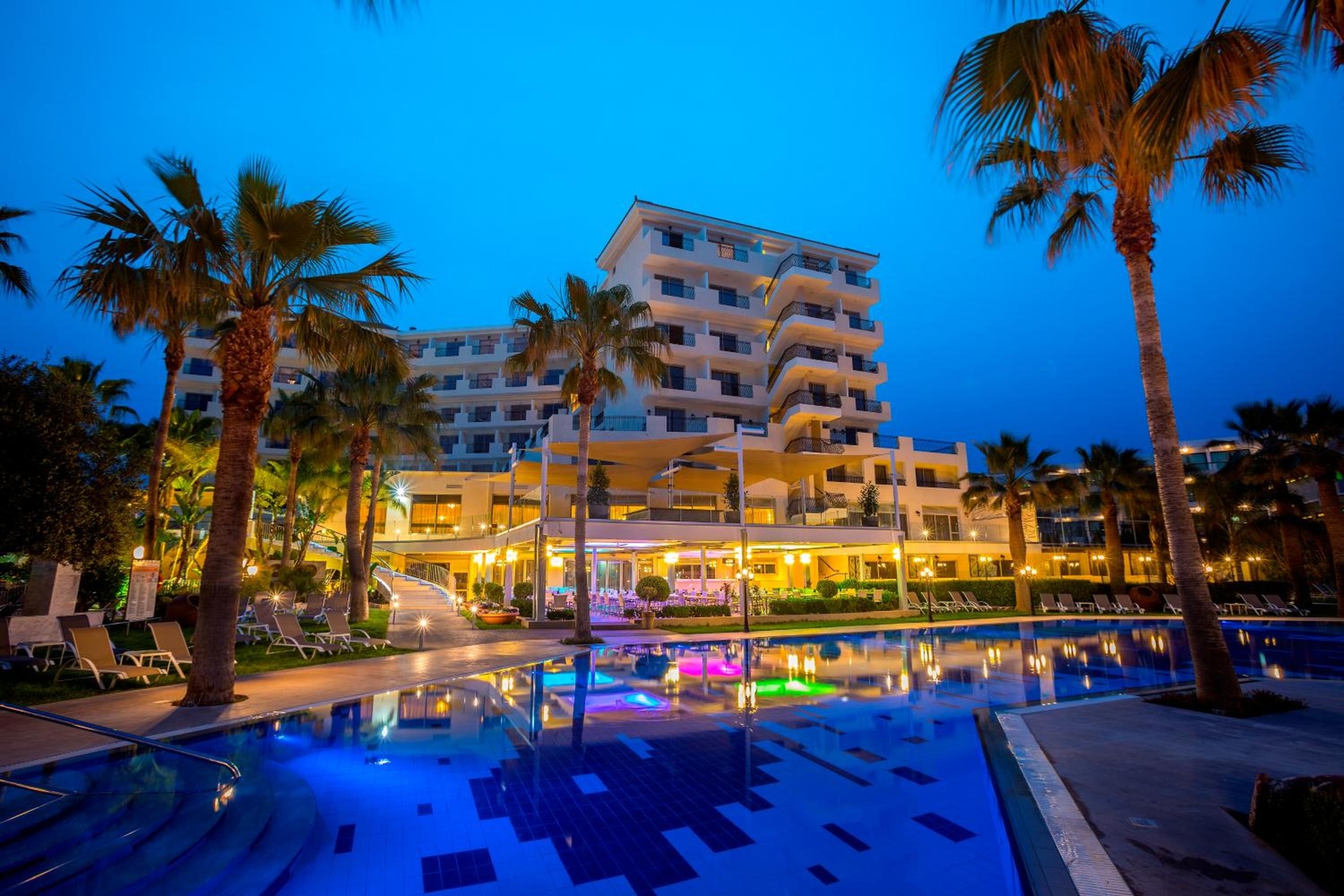 Aquamare Beach Hotel & Spa
