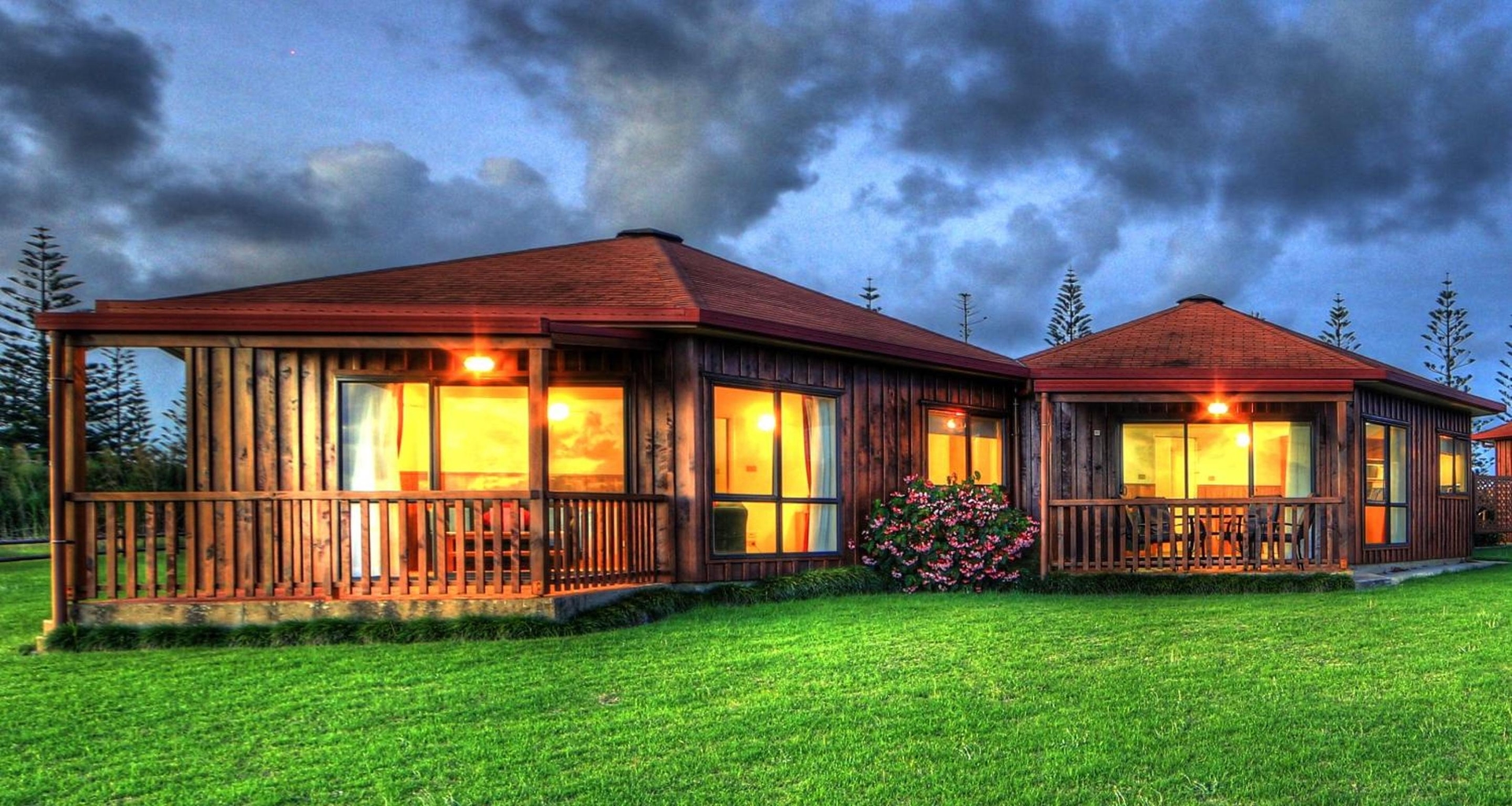 Ocean Breeze Cottages, Burnt Pine