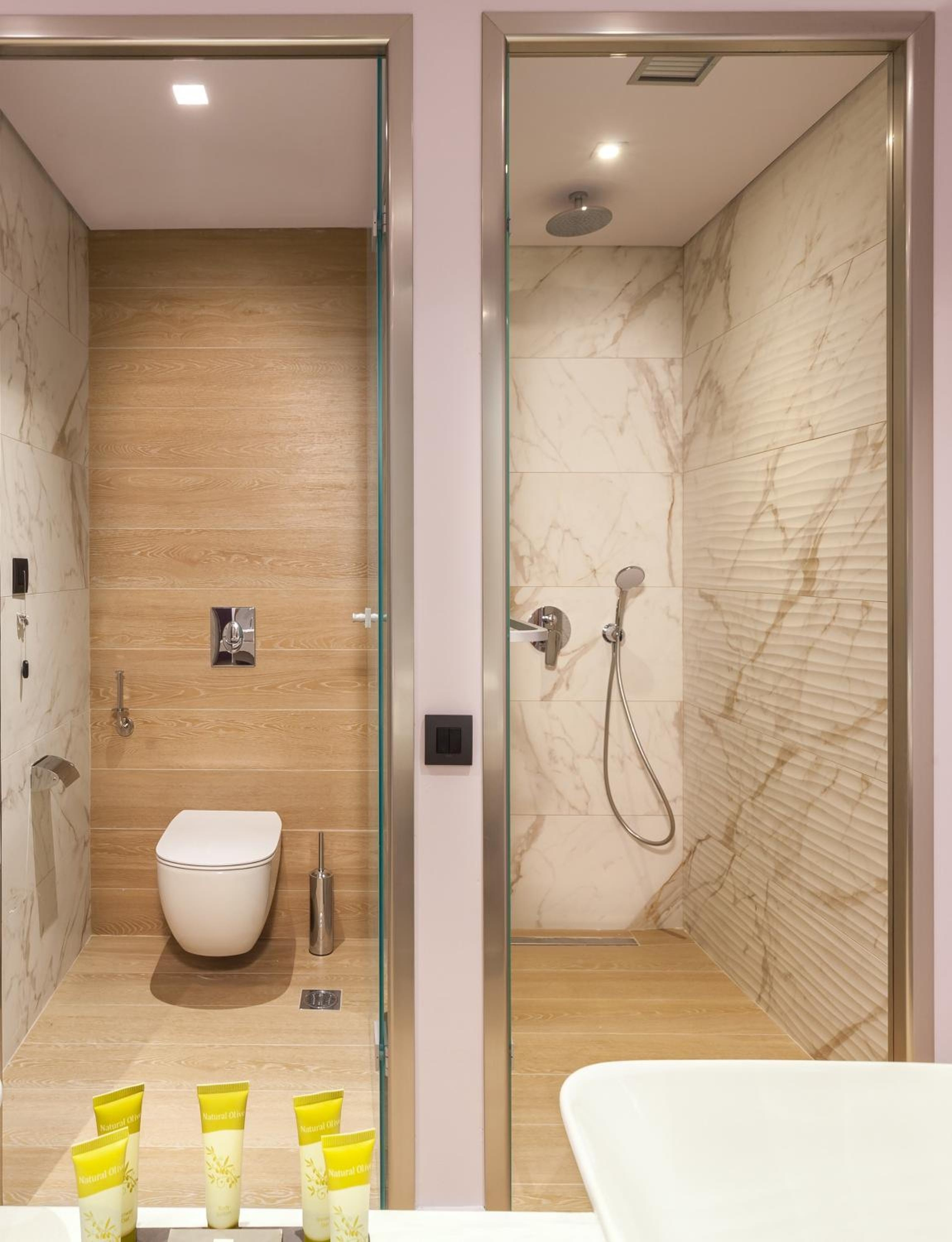 Foto de Blue Lagoon City Hotel