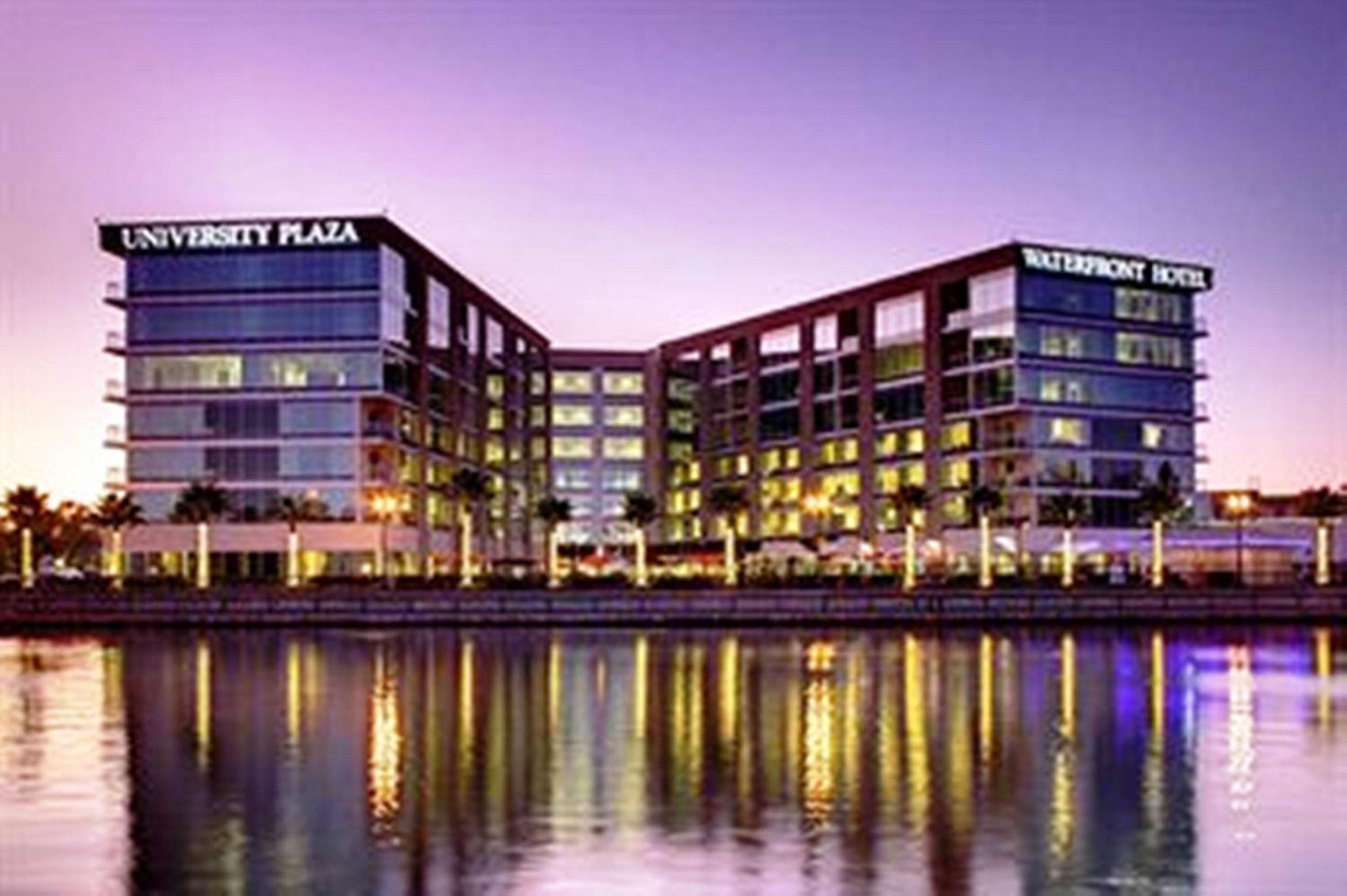 University Plaza Waterfront Hotel, Stockton