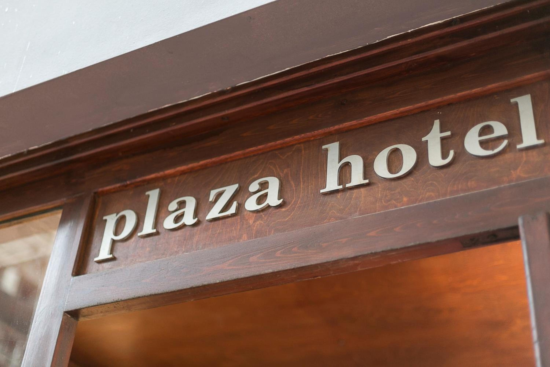 Plaza Hotel, Philian Hotels and Resorts