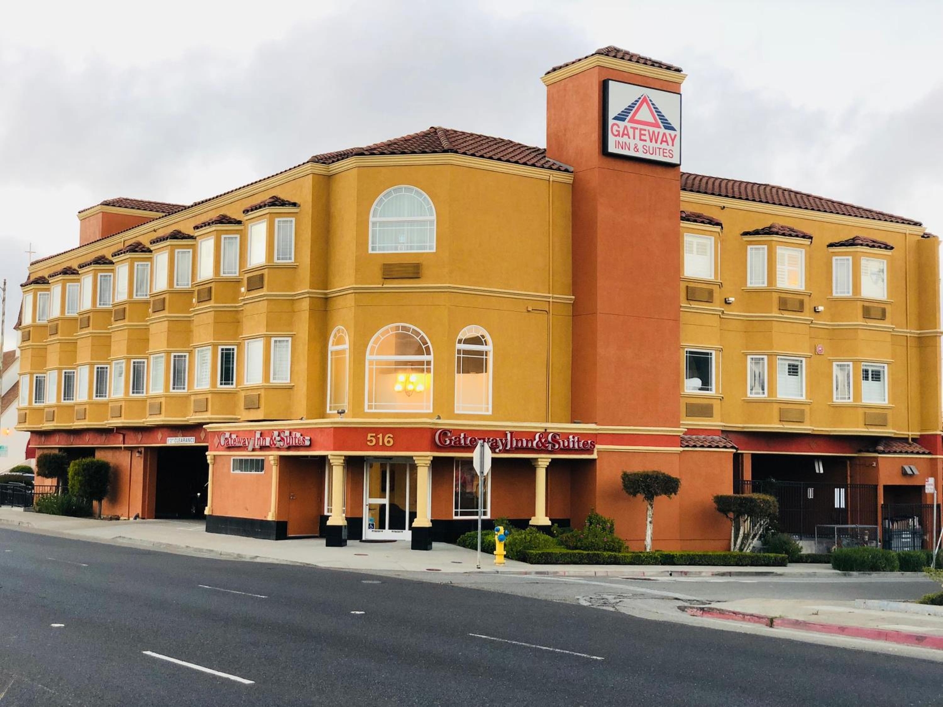 Gateway Inn and Suites San Francisco SFO Airport, San Bruno