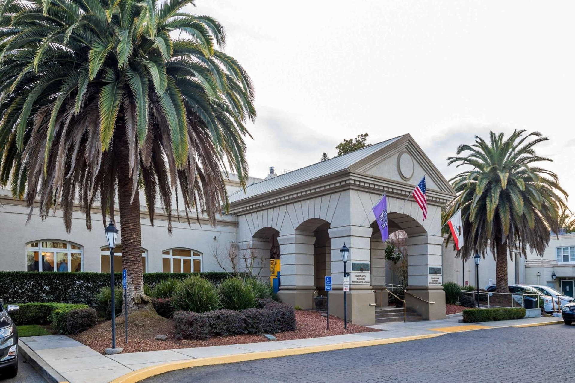 Lions Gate Hotel, Mcclellan