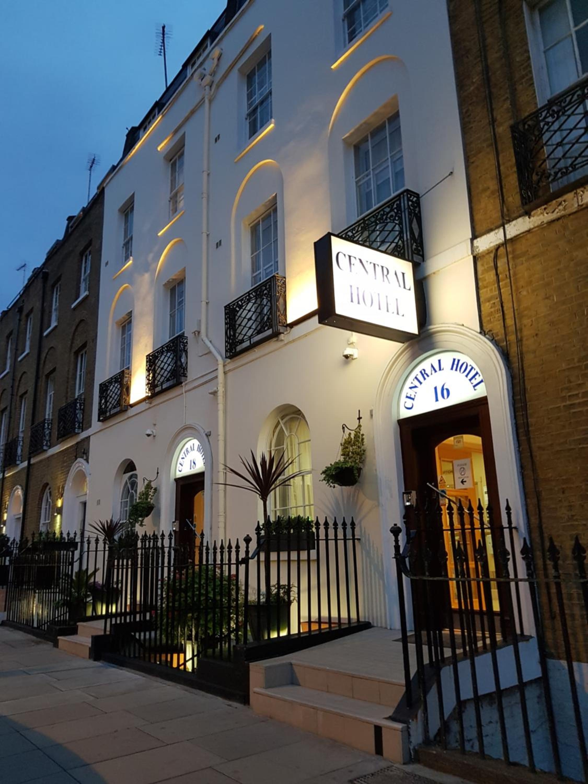 Central Hotel, London