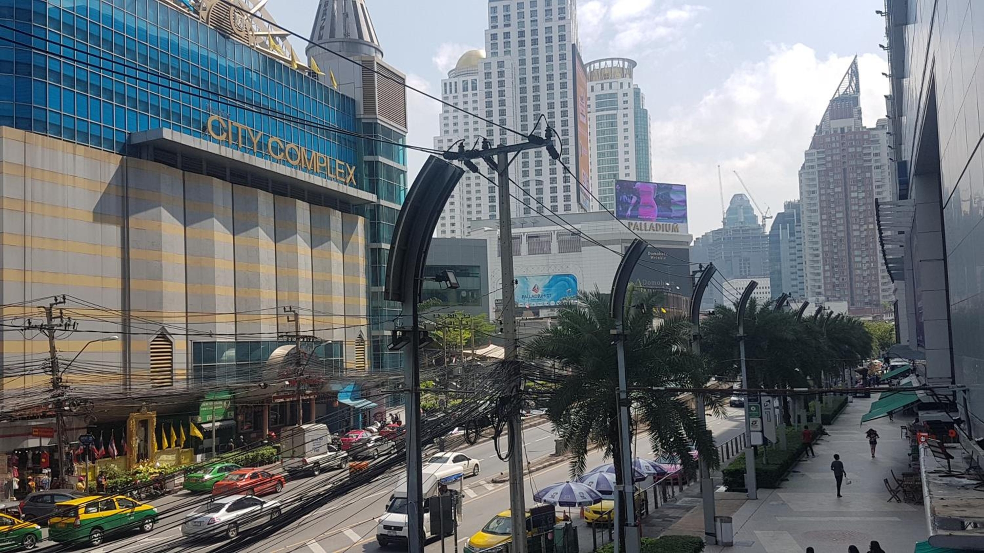Foto de Interchange Tower Serviced Apartment - SHA Extra Plus