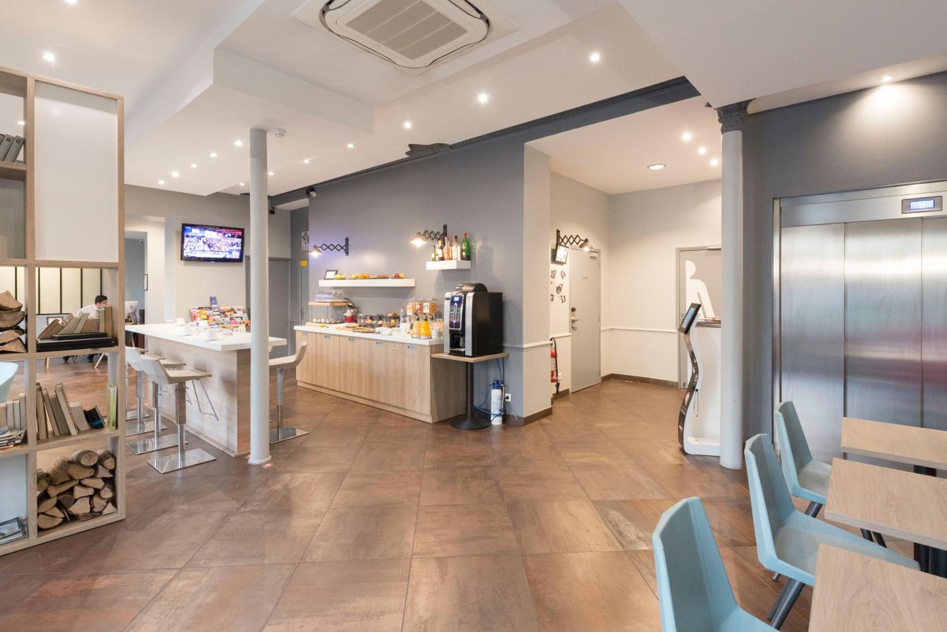 Foto de Grand Hôtel Clichy Paris - Boutique Hôtel