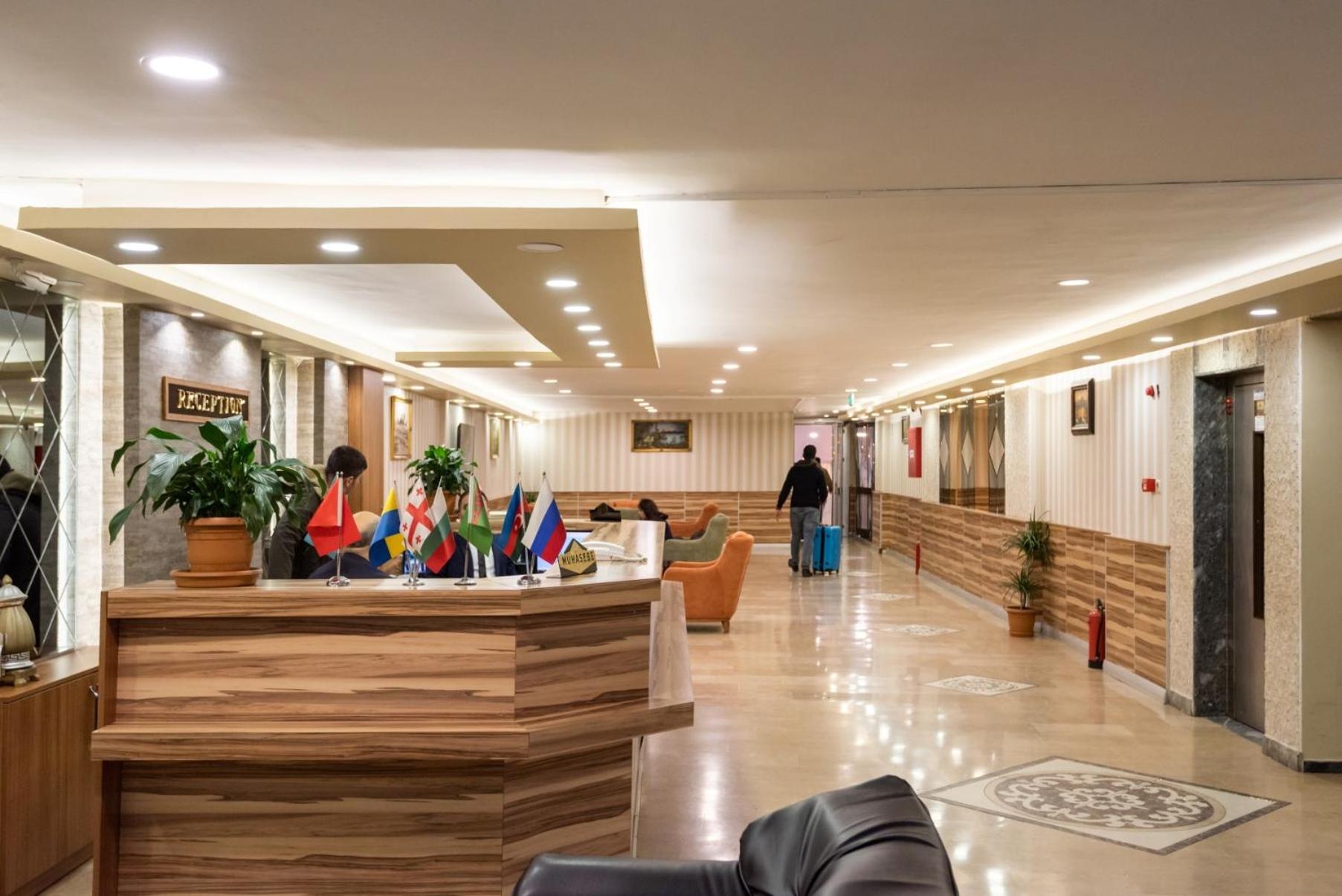 Foto de DİNAR HOTEL